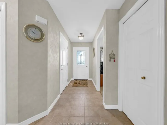 74 GOSFIELD TOWNLINE, Essex 5