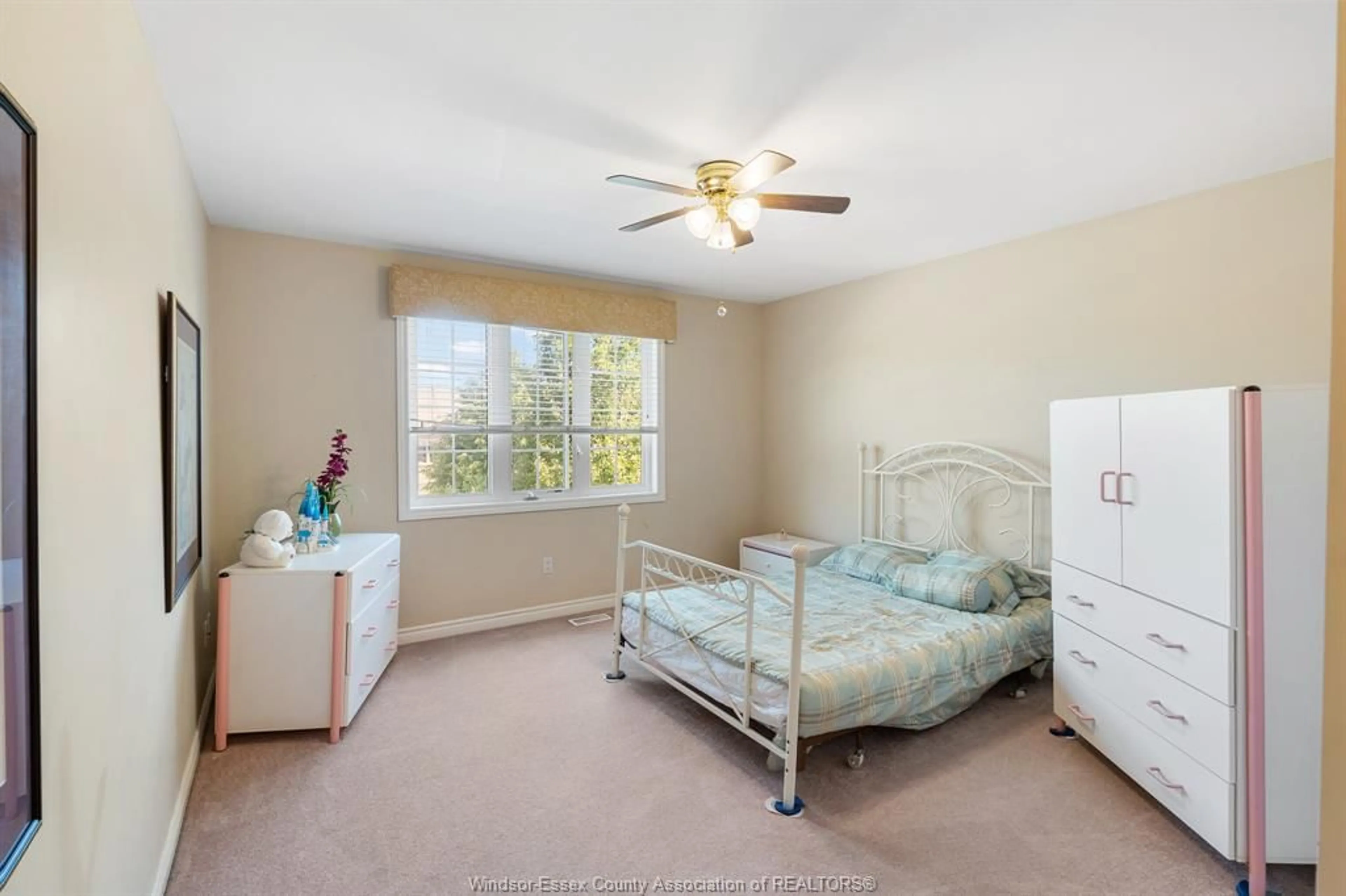 A pic of a room for 11827 BOULDER Cres, Windsor Ontario N8P 1Z8