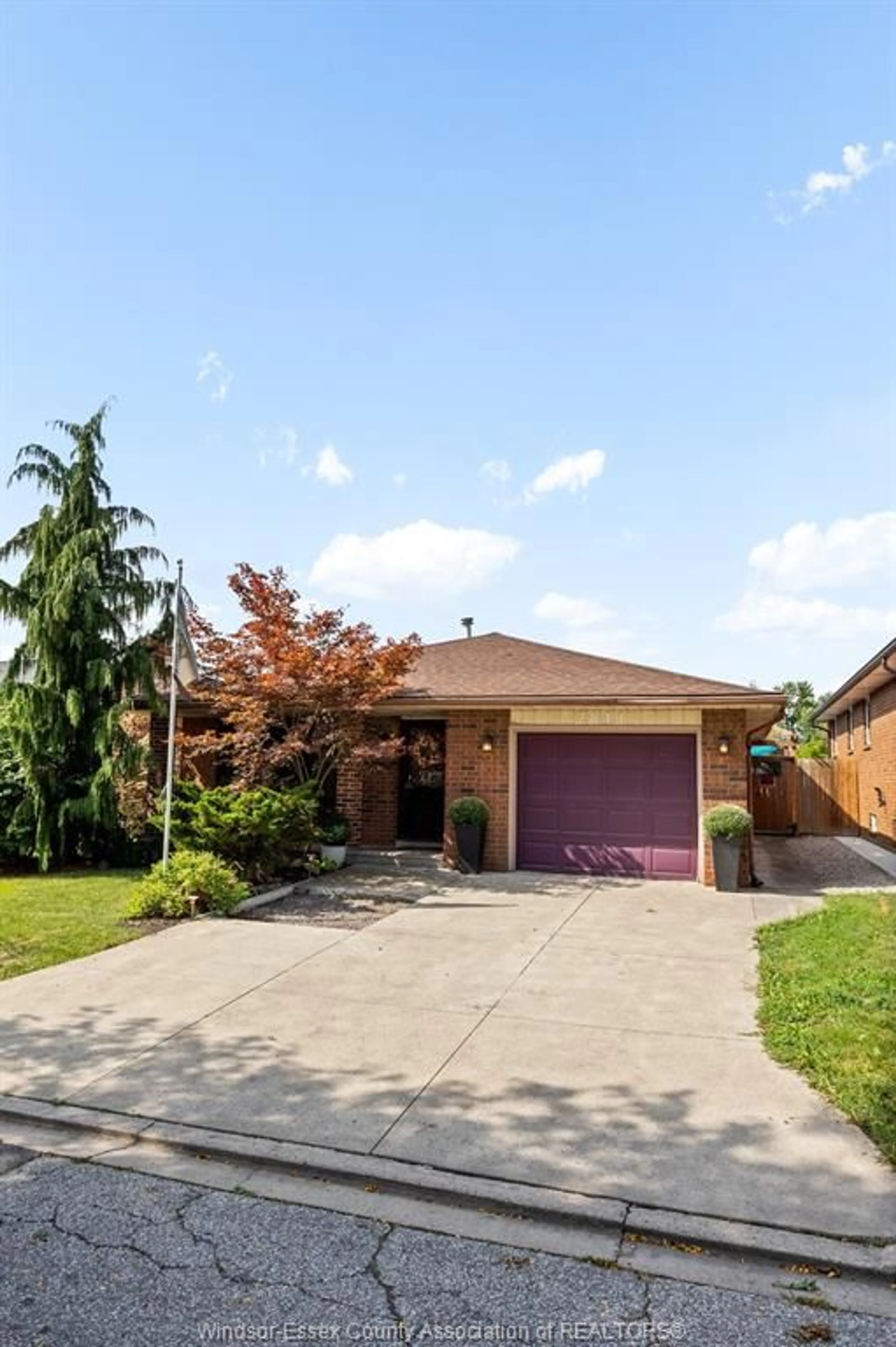 Home with brick exterior material, street for 2841 GARVEY Cres, Windsor Ontario N8W 4W7