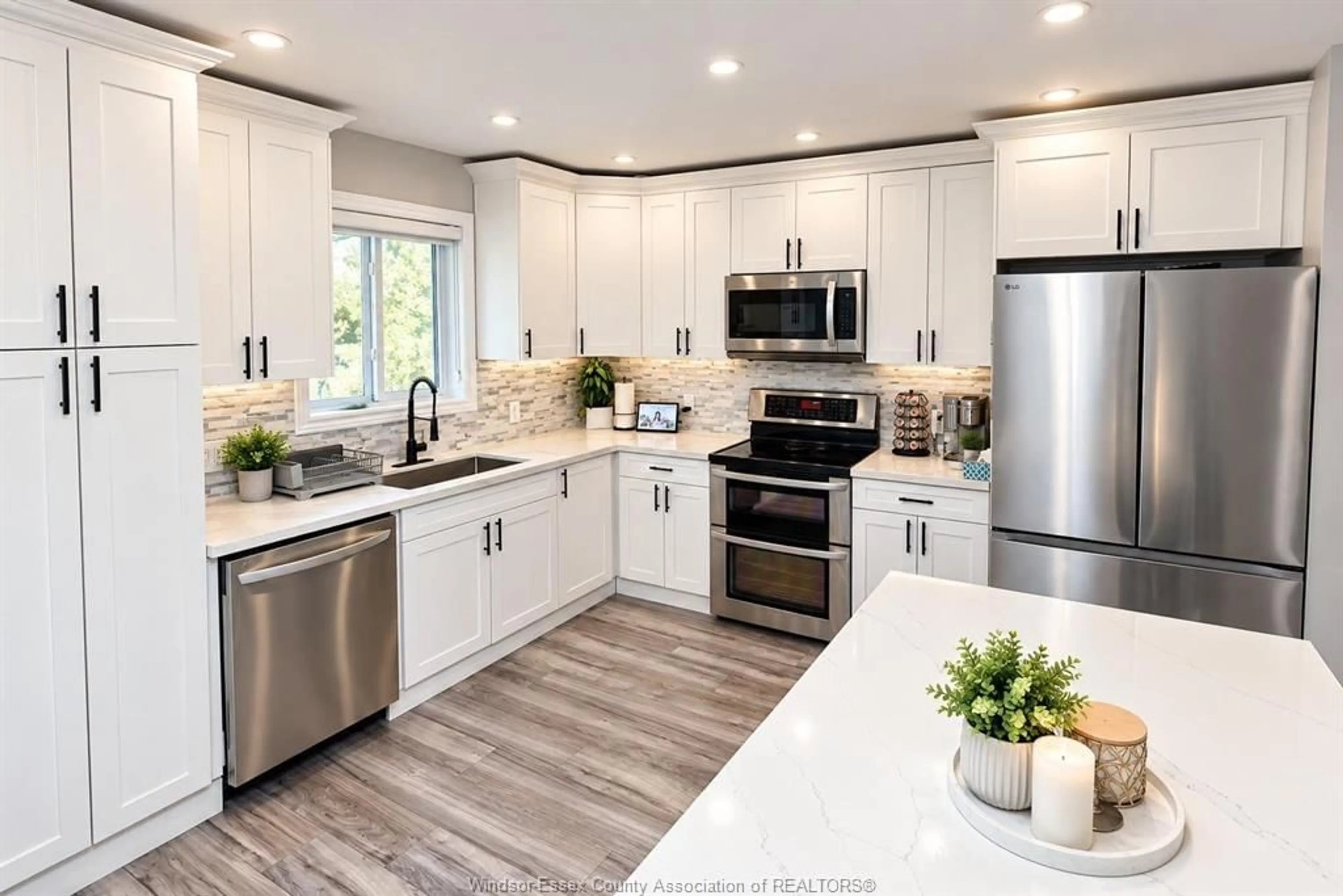 Open concept kitchen, unknown for 1035 TREVERTON Cres, Windsor Ontario N8P 1K2