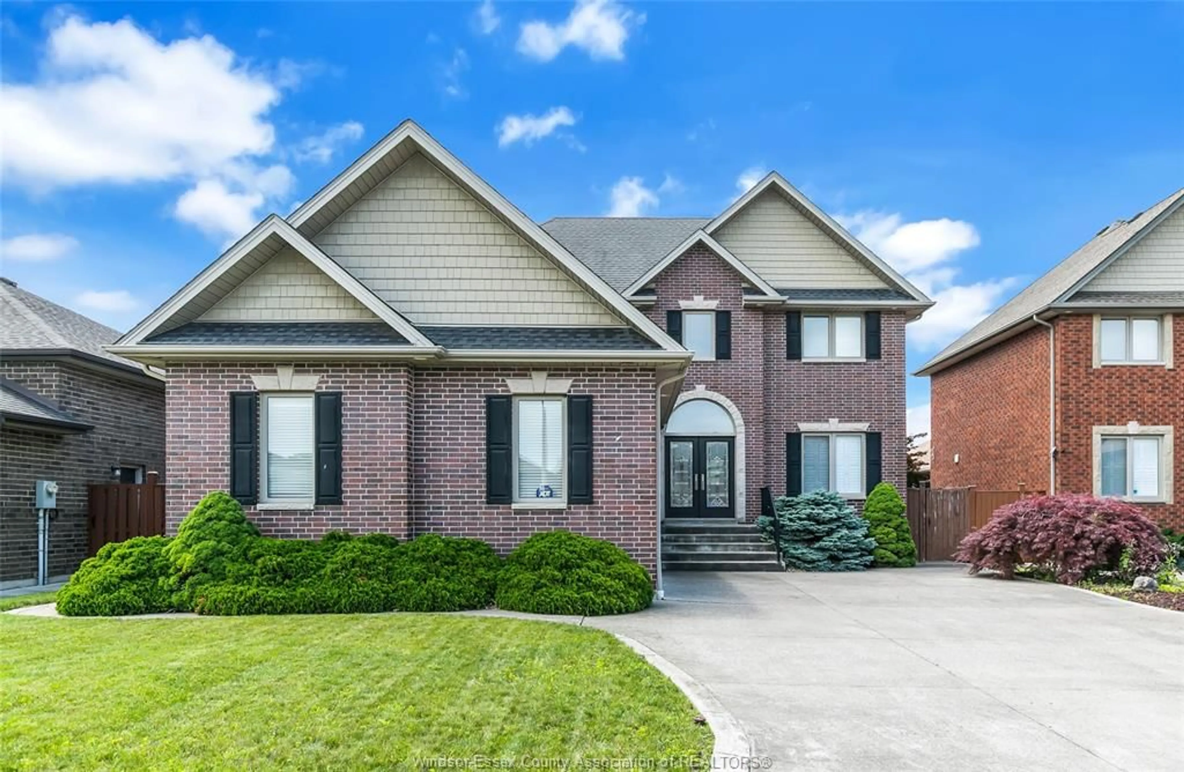 Home with brick exterior material, street for 2259 ST PATRICK'S Ave, Windsor Ontario N9B 3Y4