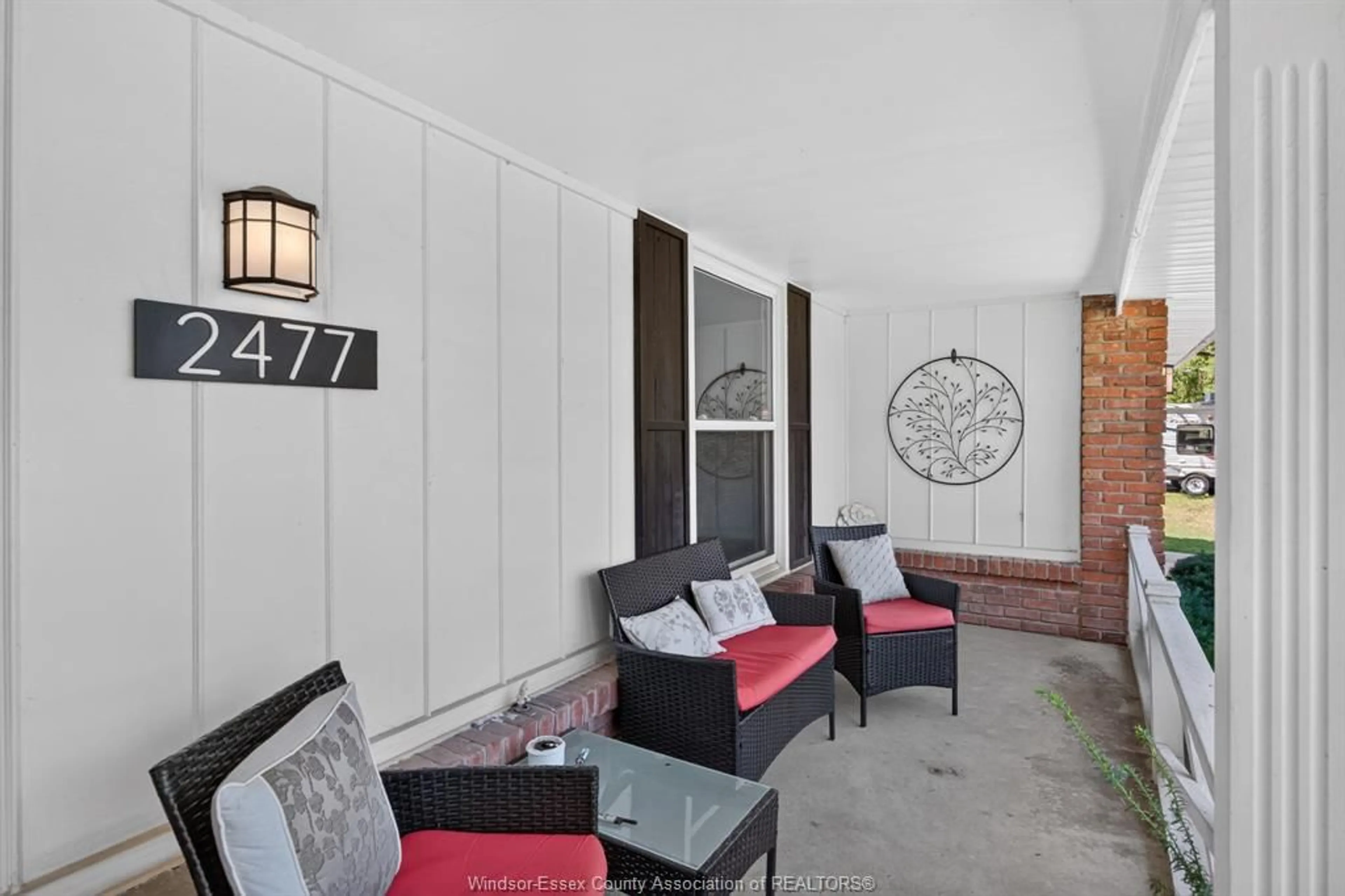 Patio, street for 2477 MARK Ave, Windsor Ontario N9E 2W2