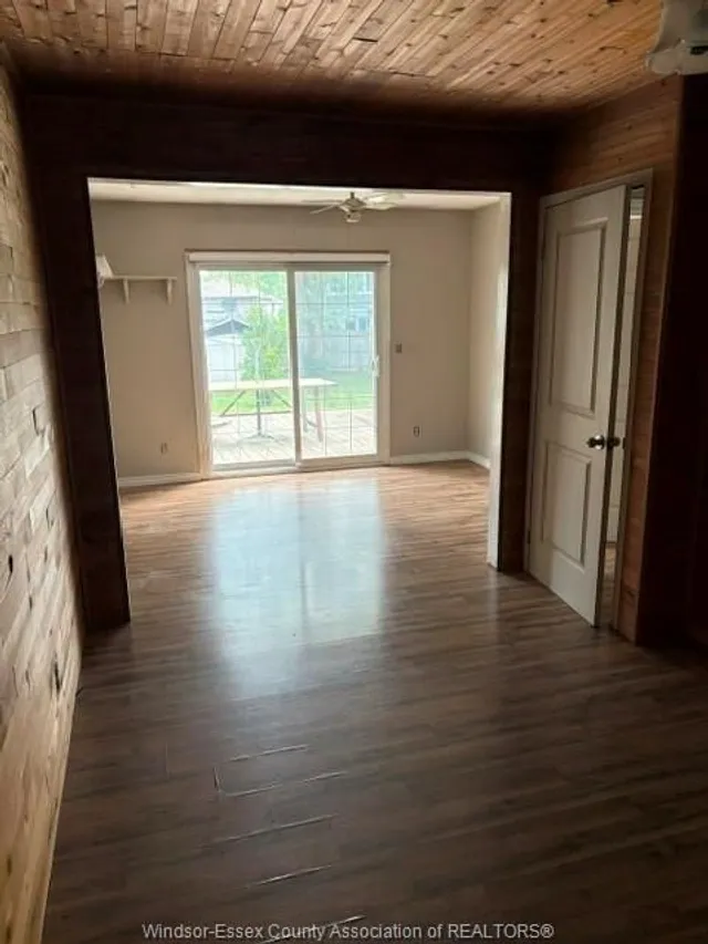 3090 PEACE Crt, Windsor 2