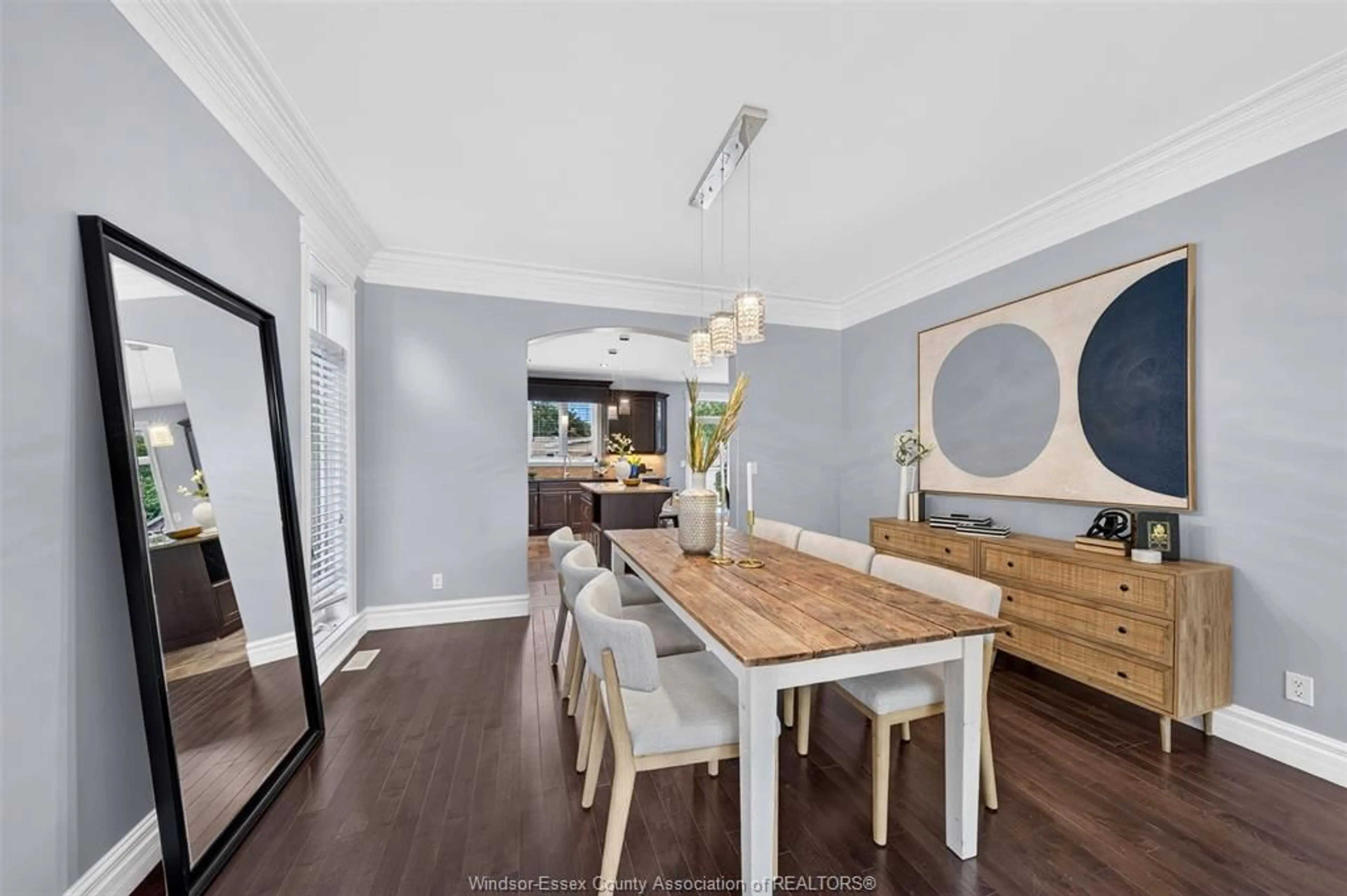 Dining room, wood/laminate floor for 510 HURON, LaSalle Ontario N9J 3Z4