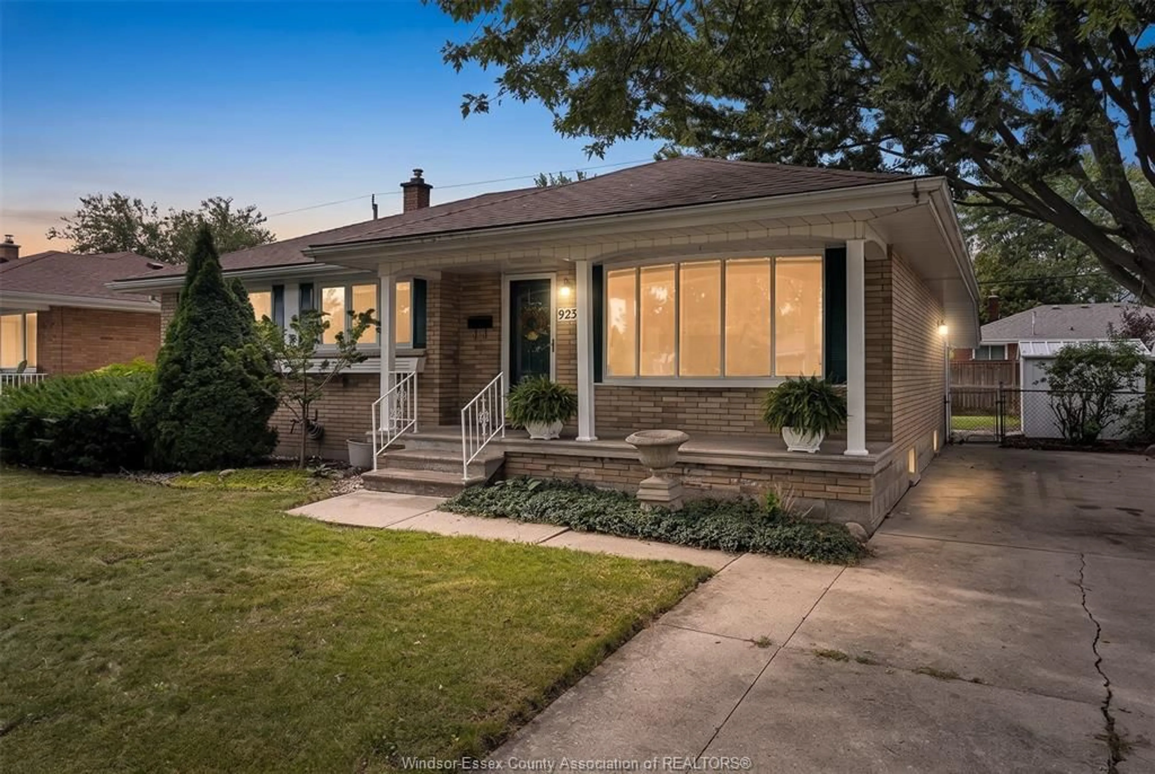 Home with brick exterior material, street for 923 GREENDALE Dr, Windsor Ontario N8S 4B2