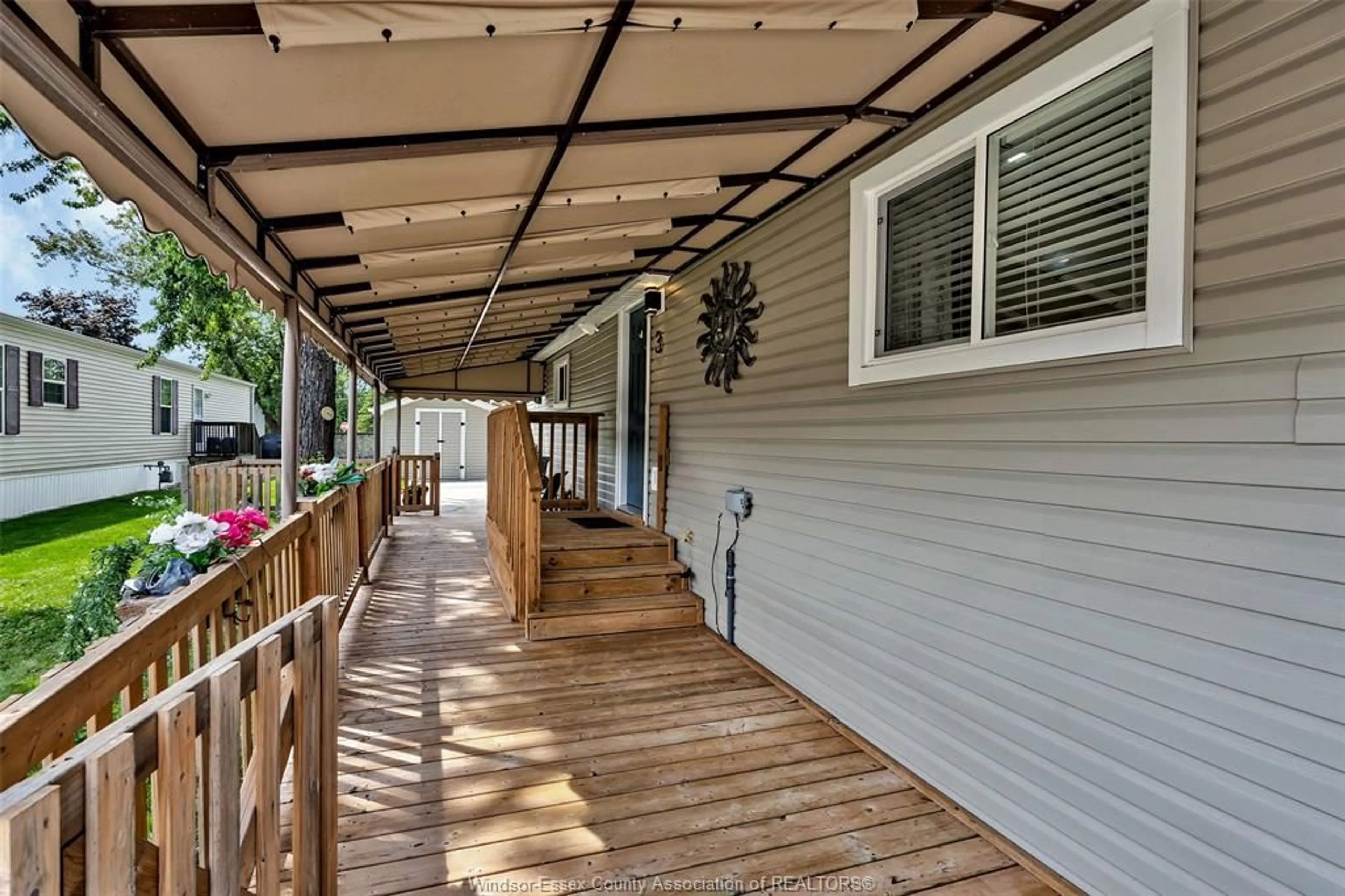 Patio, street for 3 ROBIN Cres, Lakeshore Ontario N8N 2R6