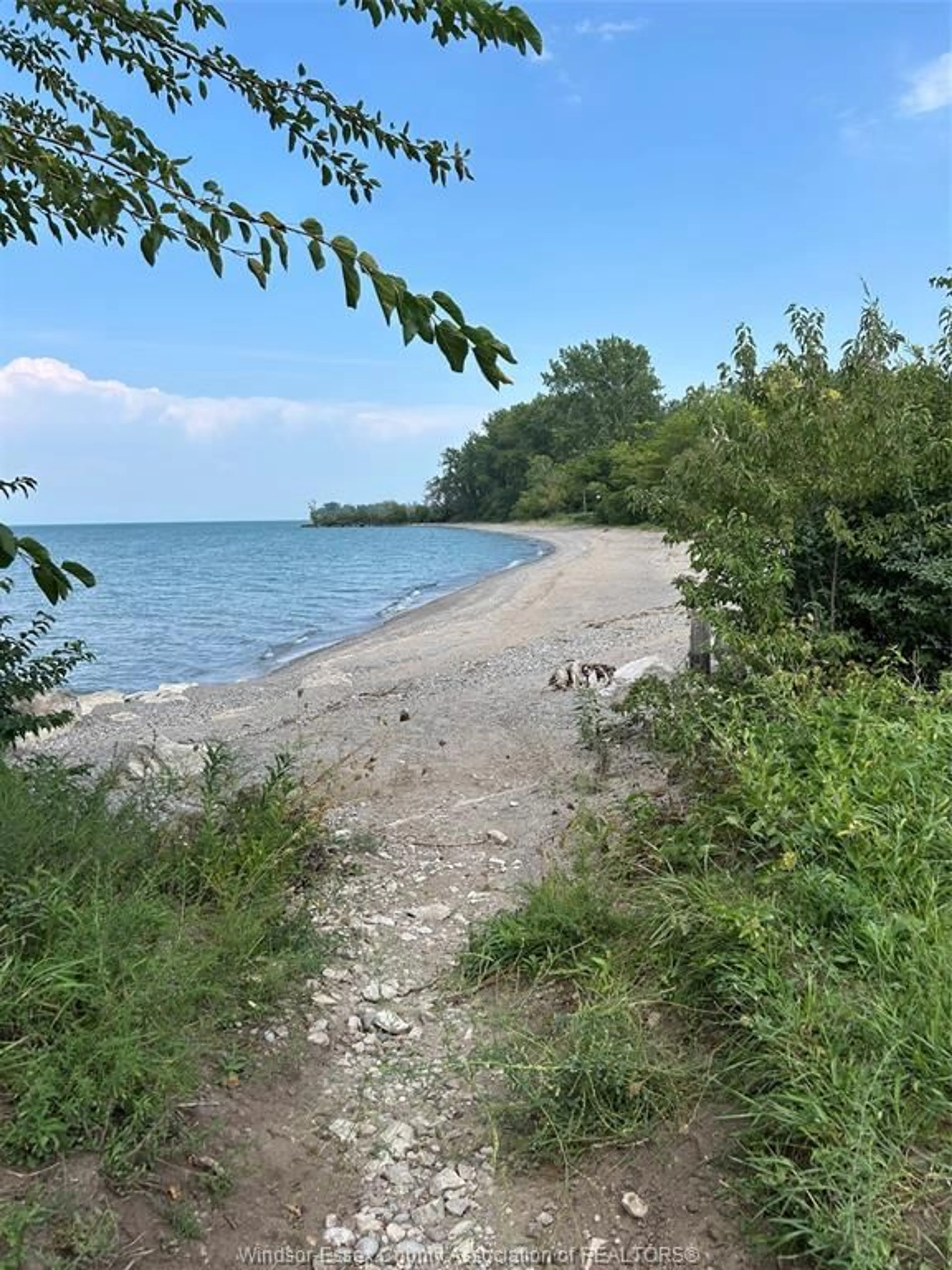 Unknown for 131 HARRIS GARNO, Pelee Island Ontario N0R 1M0