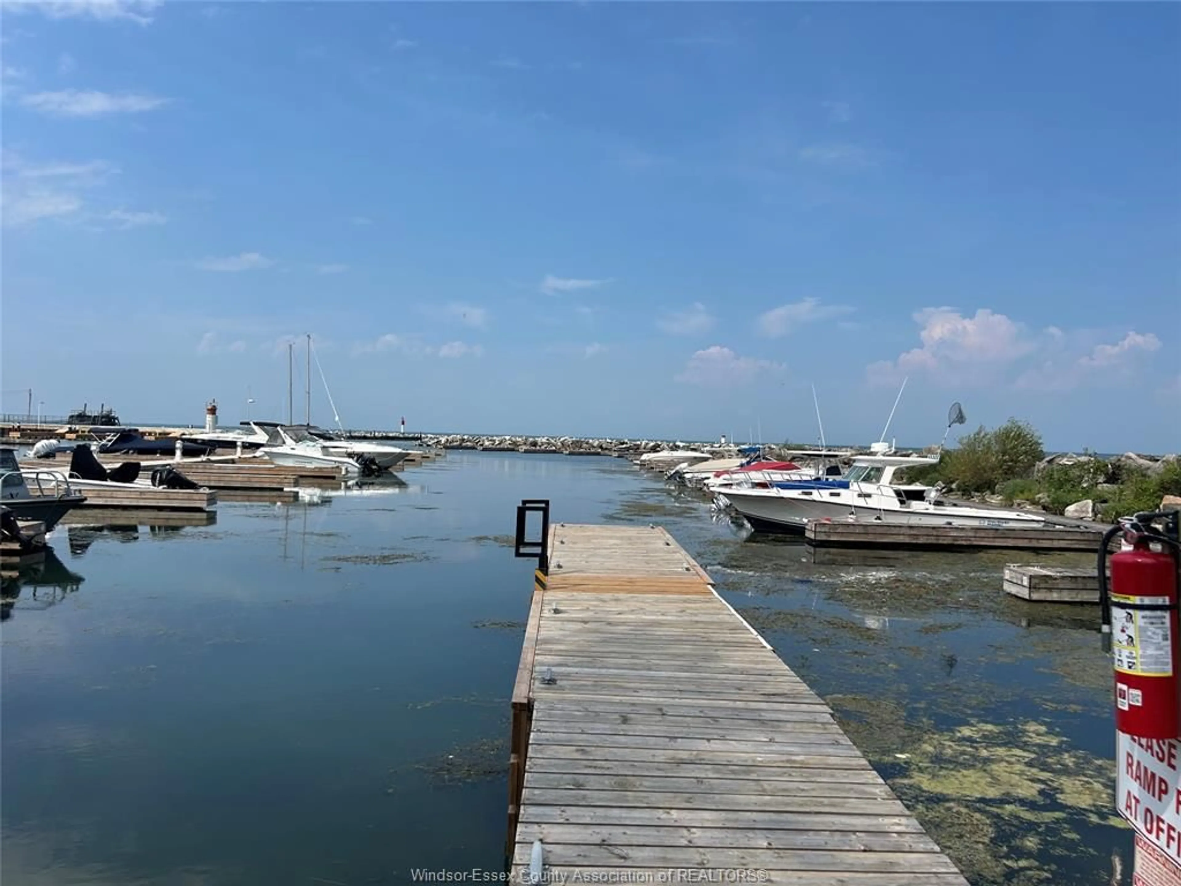Blurry image for 131 HARRIS GARNO, Pelee Island Ontario N0R 1M0