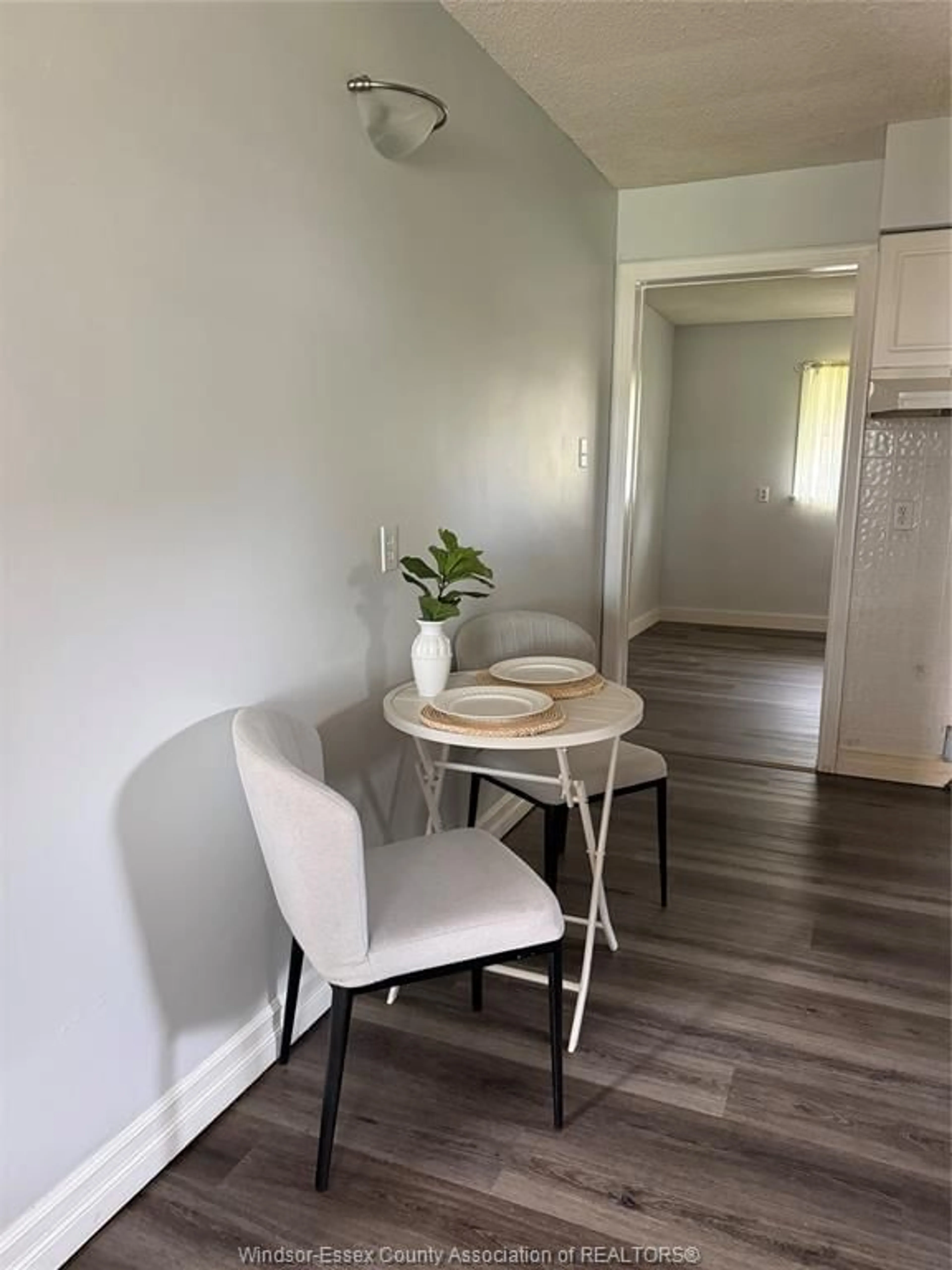 A pic of a room for 401 St. Louis St., Belle River Ontario N0R 1A0