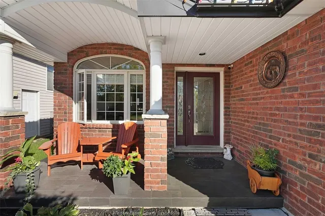 4530 SASSAFRAS, Windsor 2