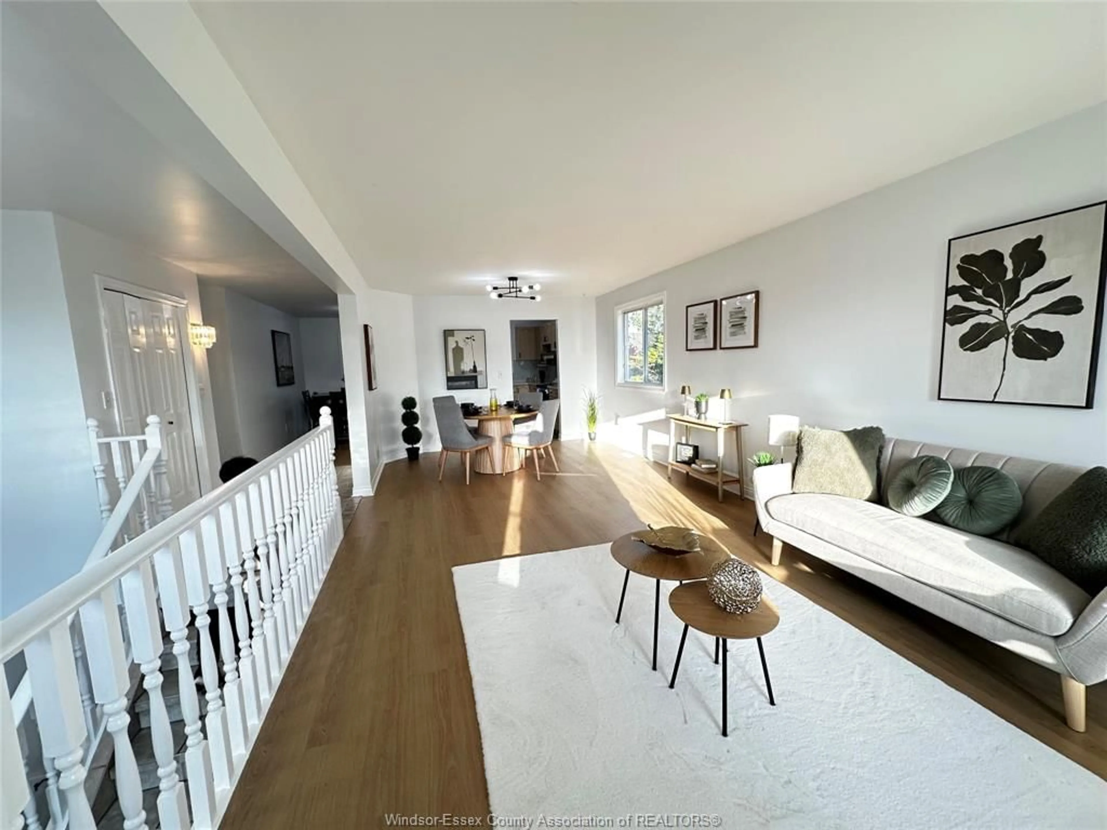 Unknown for 3025 KENILWORTH, Windsor Ontario N9E 4M1
