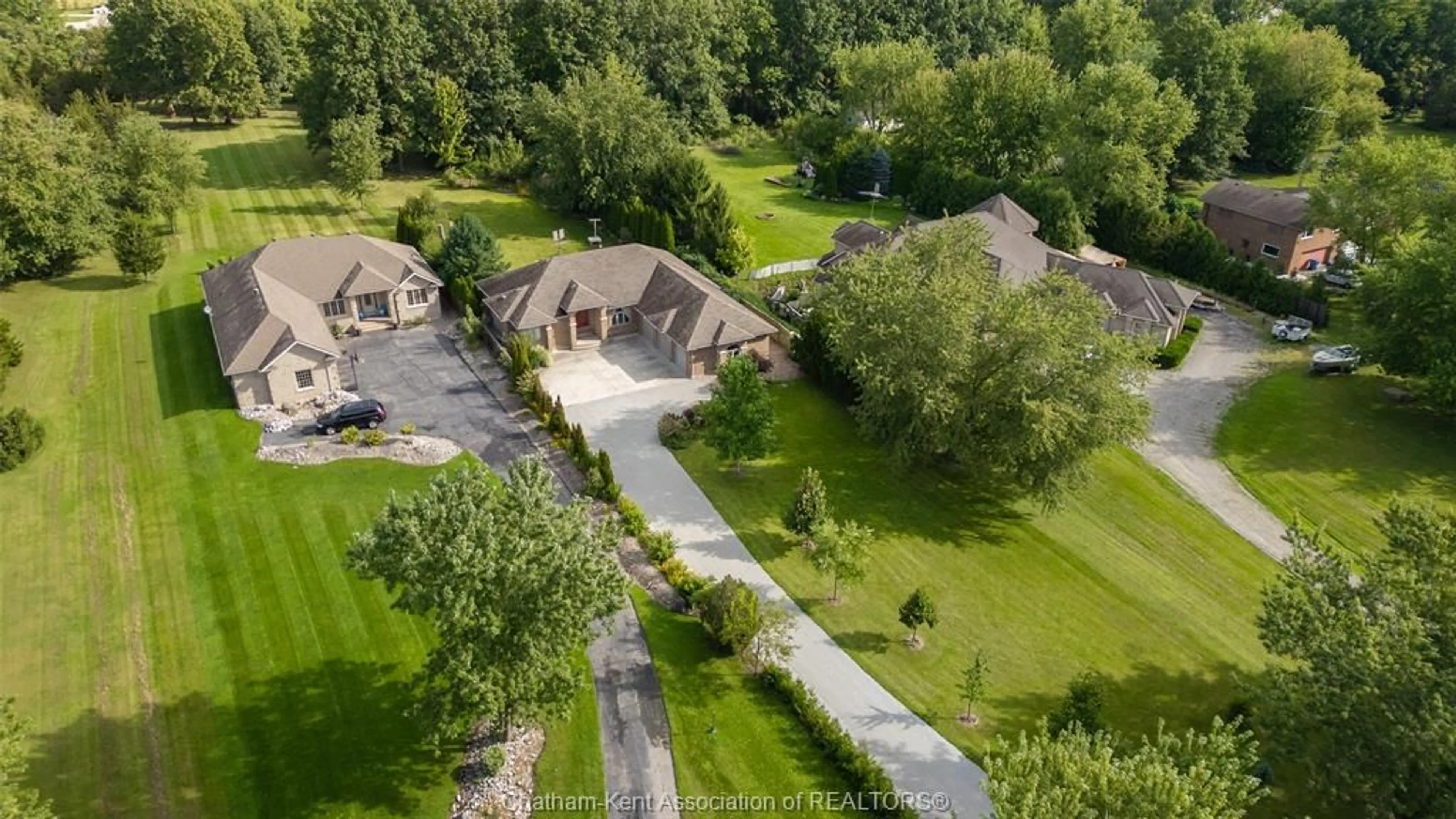 A pic from outside/outdoor area/front of a property/back of a property/a pic from drone, unknown for 2958 County Rd 20 ..., Harrow Ontario N0R 1G0
