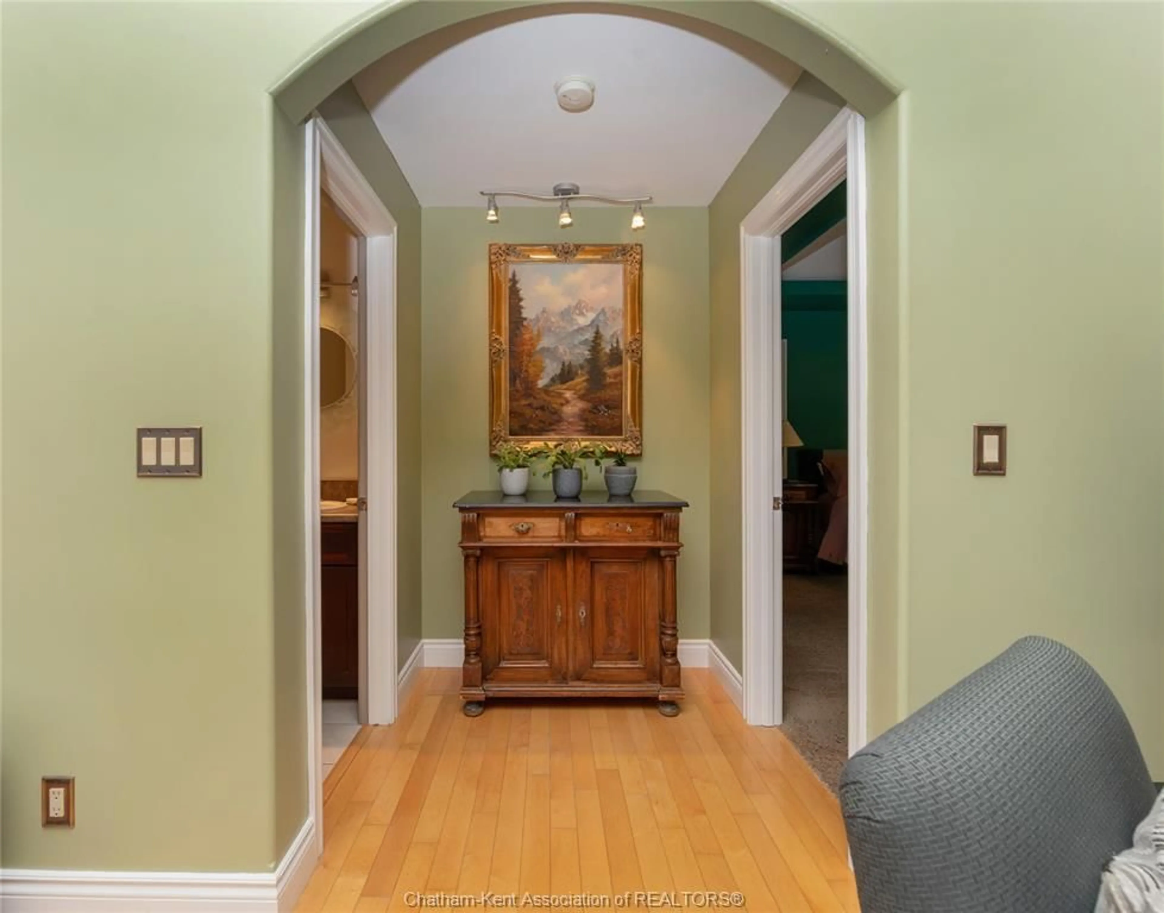 Indoor foyer for 2958 County Rd 20 ..., Harrow Ontario N0R 1G0