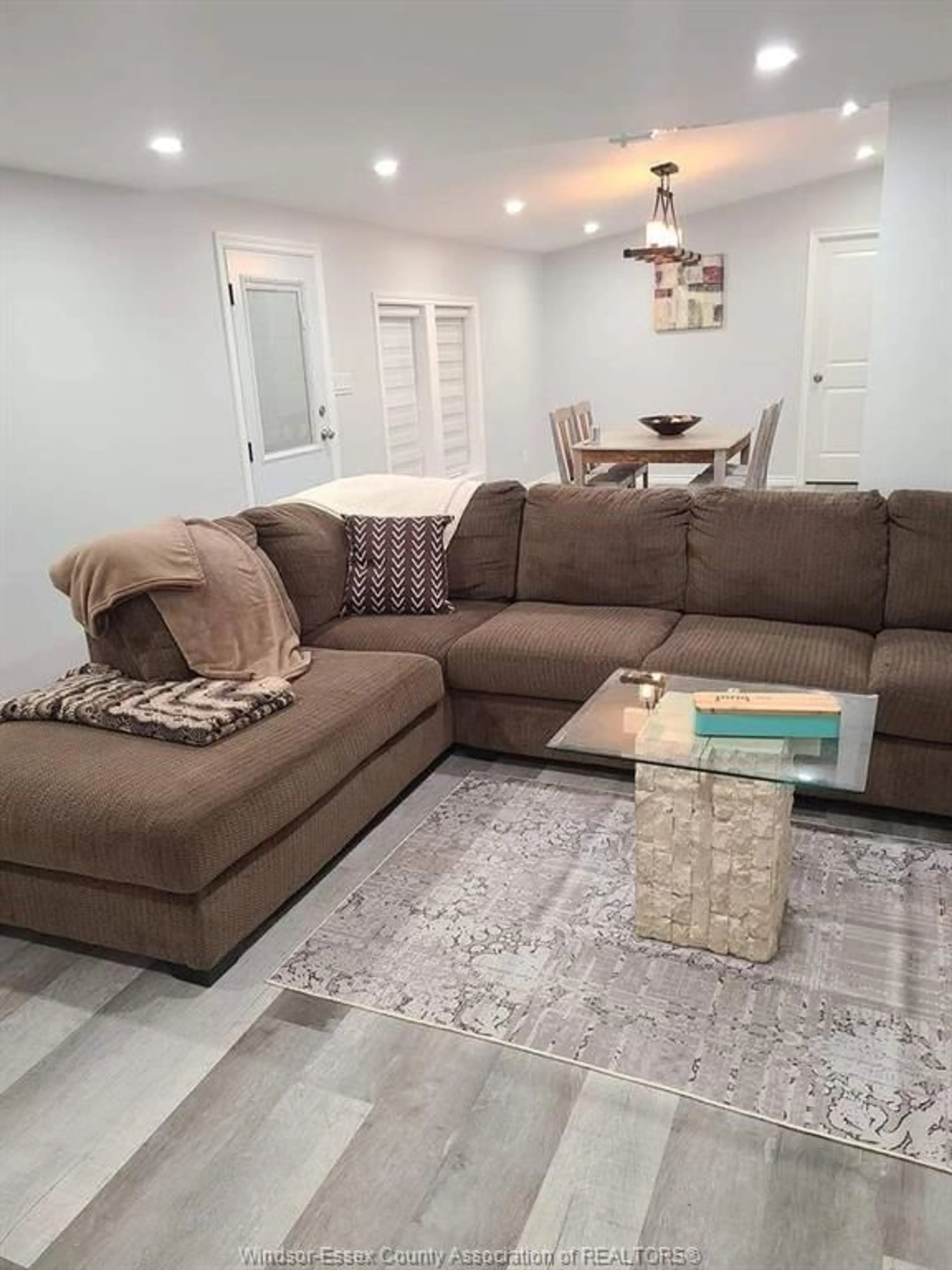 Living room with furniture, unknown for 25 DRAPER, Colchester Ontario N0R 1G0