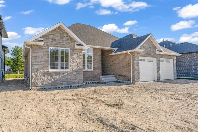 12175 DUCHARME Lane, McGregor 4