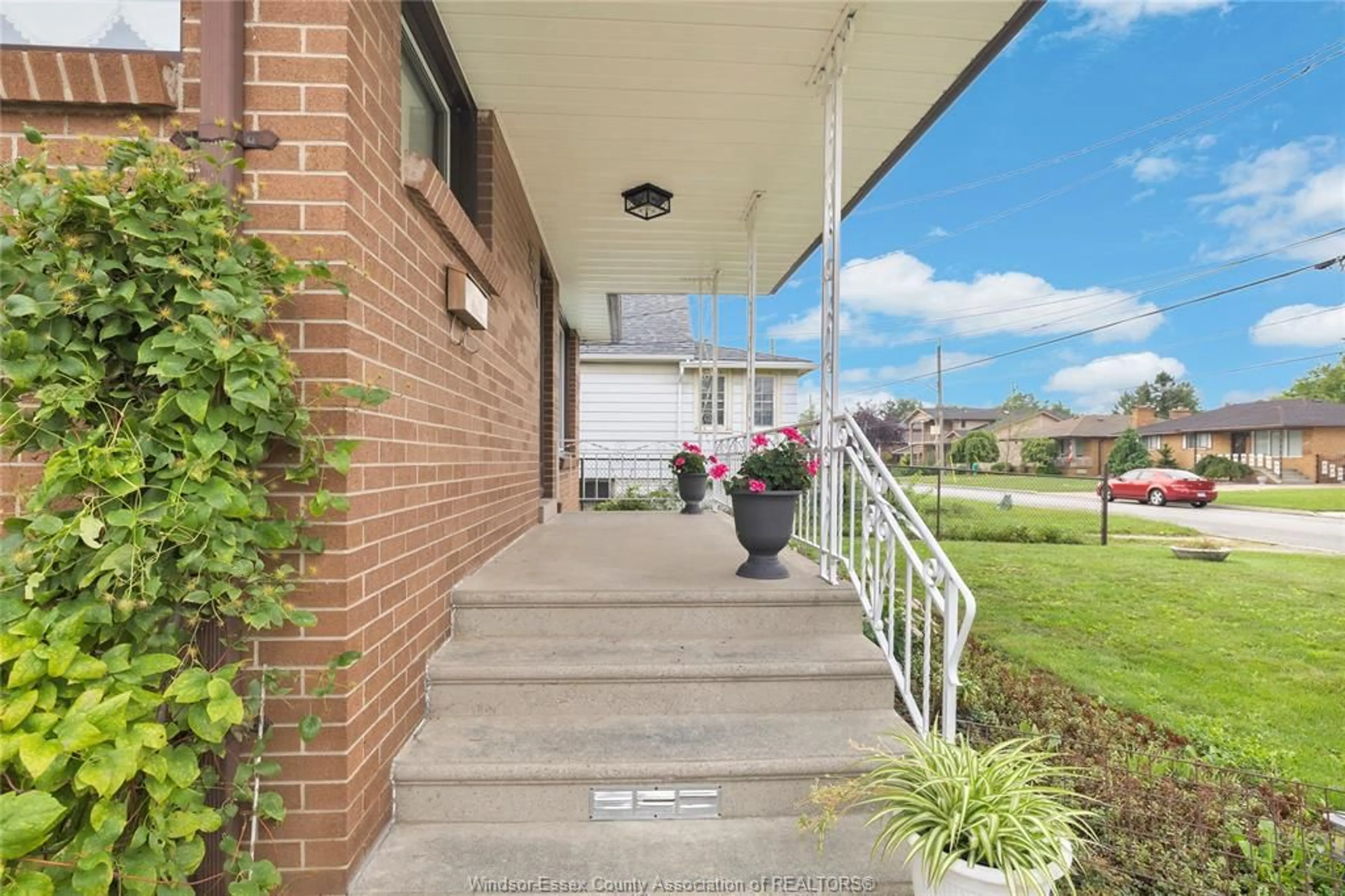 Unknown for 2680 JOS ST. LOUIS, Windsor Ontario N8T 2M6