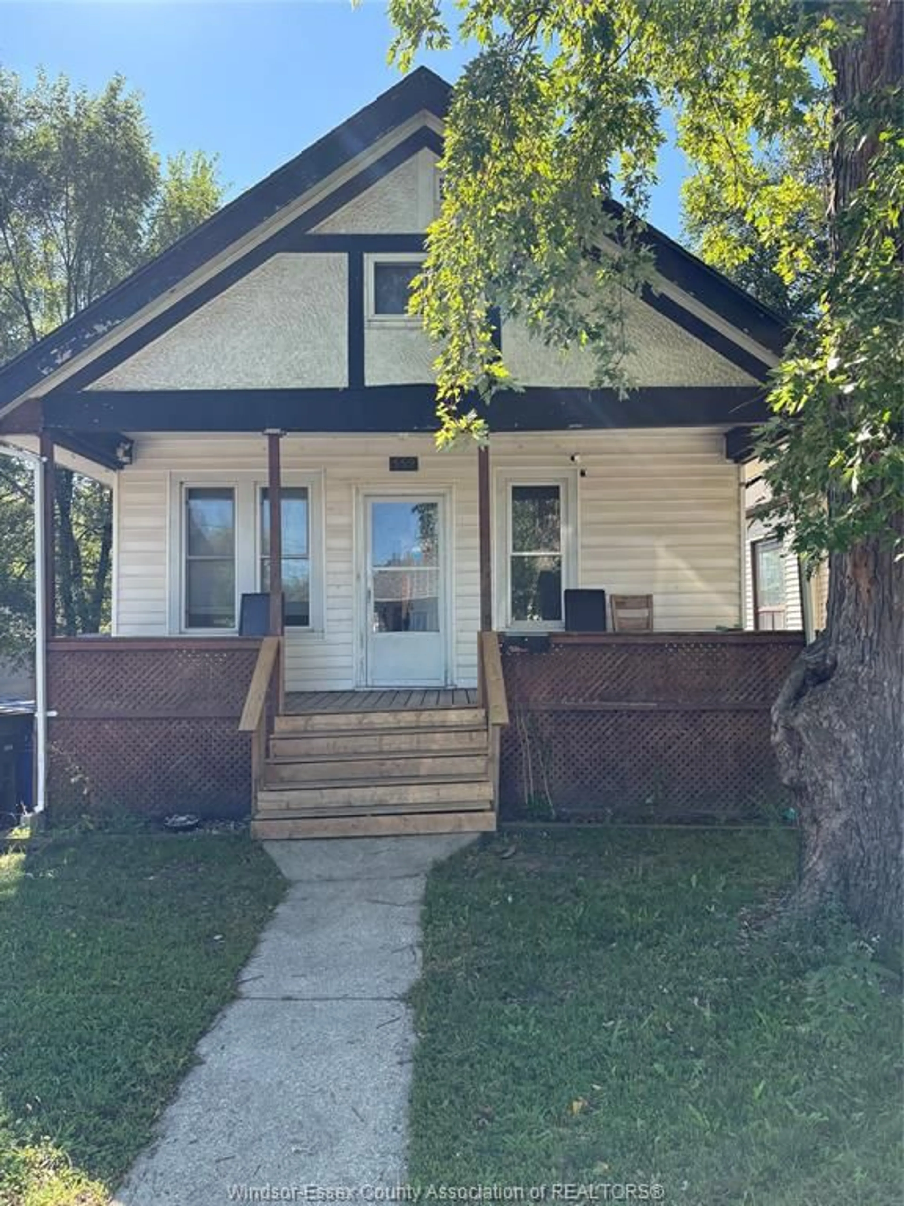 Unknown for 559 GROVE, Windsor Ontario N9A 6G5