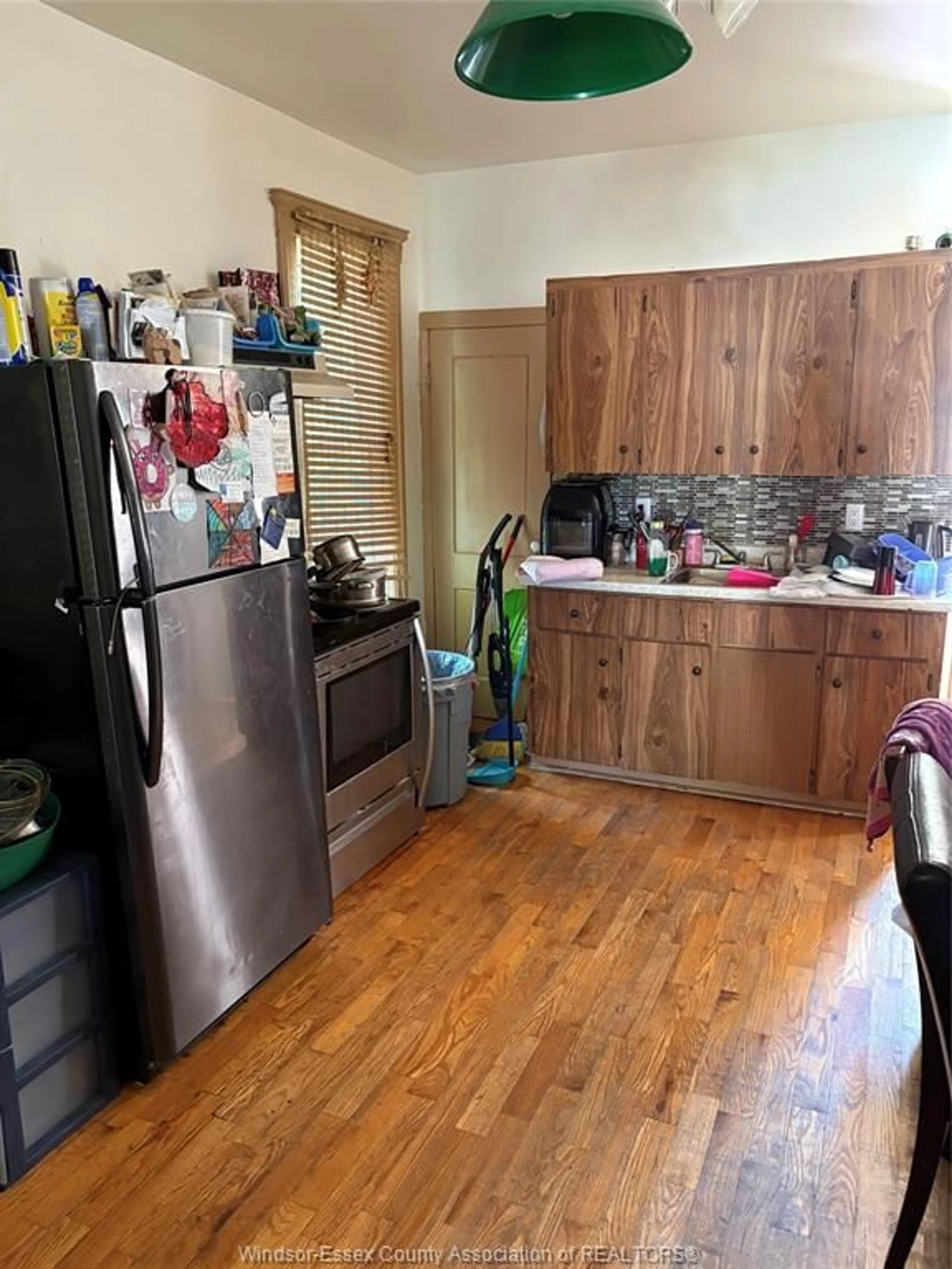 Unknown for 559 GROVE, Windsor Ontario N9A 6G5