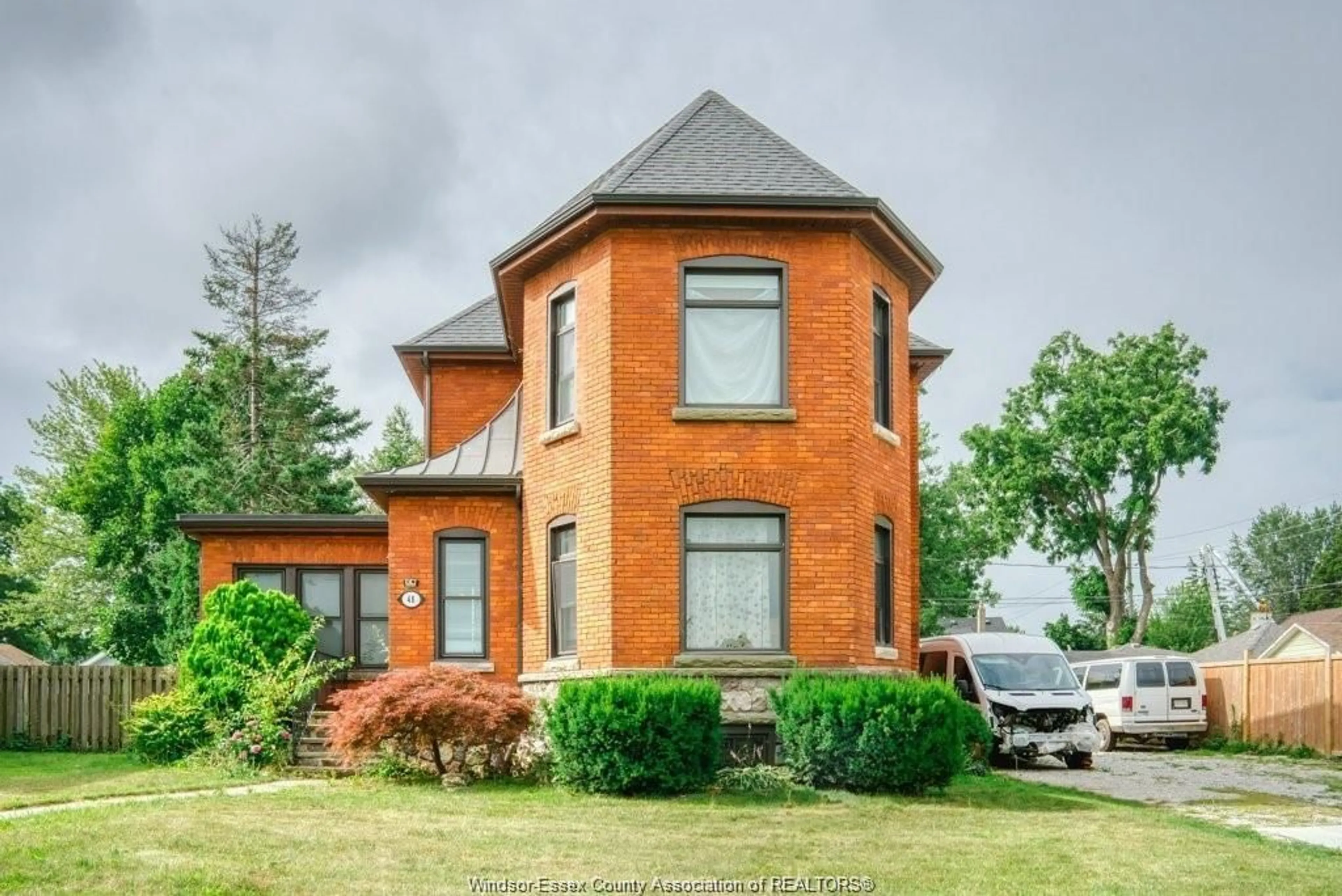 Home with brick exterior material, building for 48 CLARK St, Leamington Ontario N8H 1E7