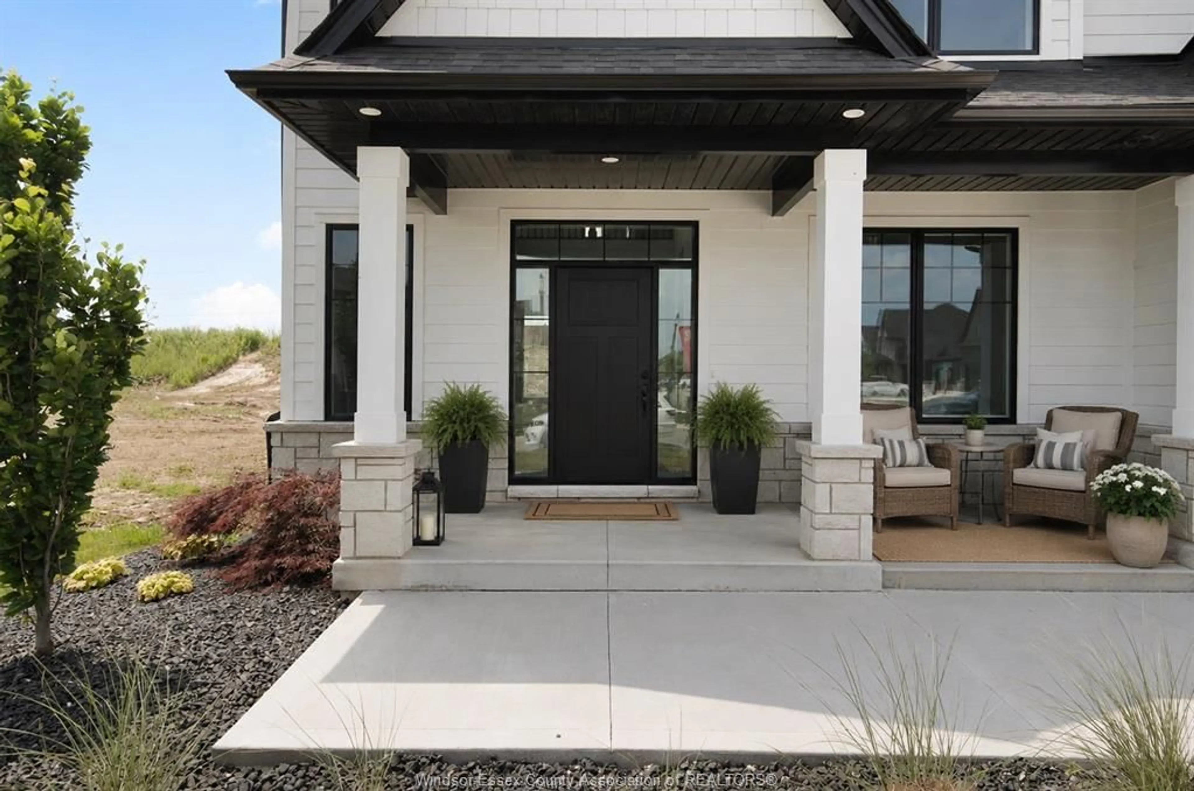 Indoor entryway for 300 BLAKE Ave, Belle River Ontario N0R 1A0