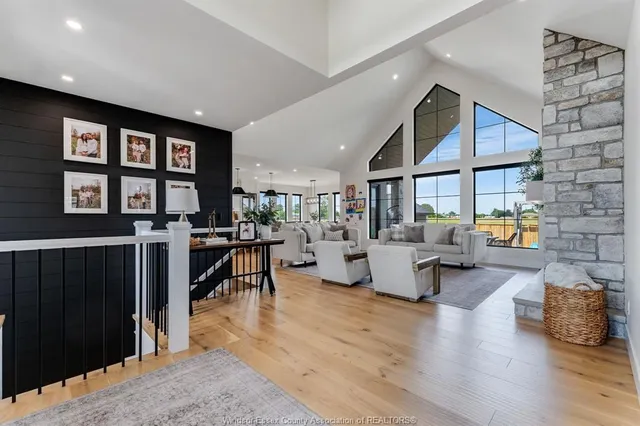 3 SUNNINGDALE Dr, Leamington 2