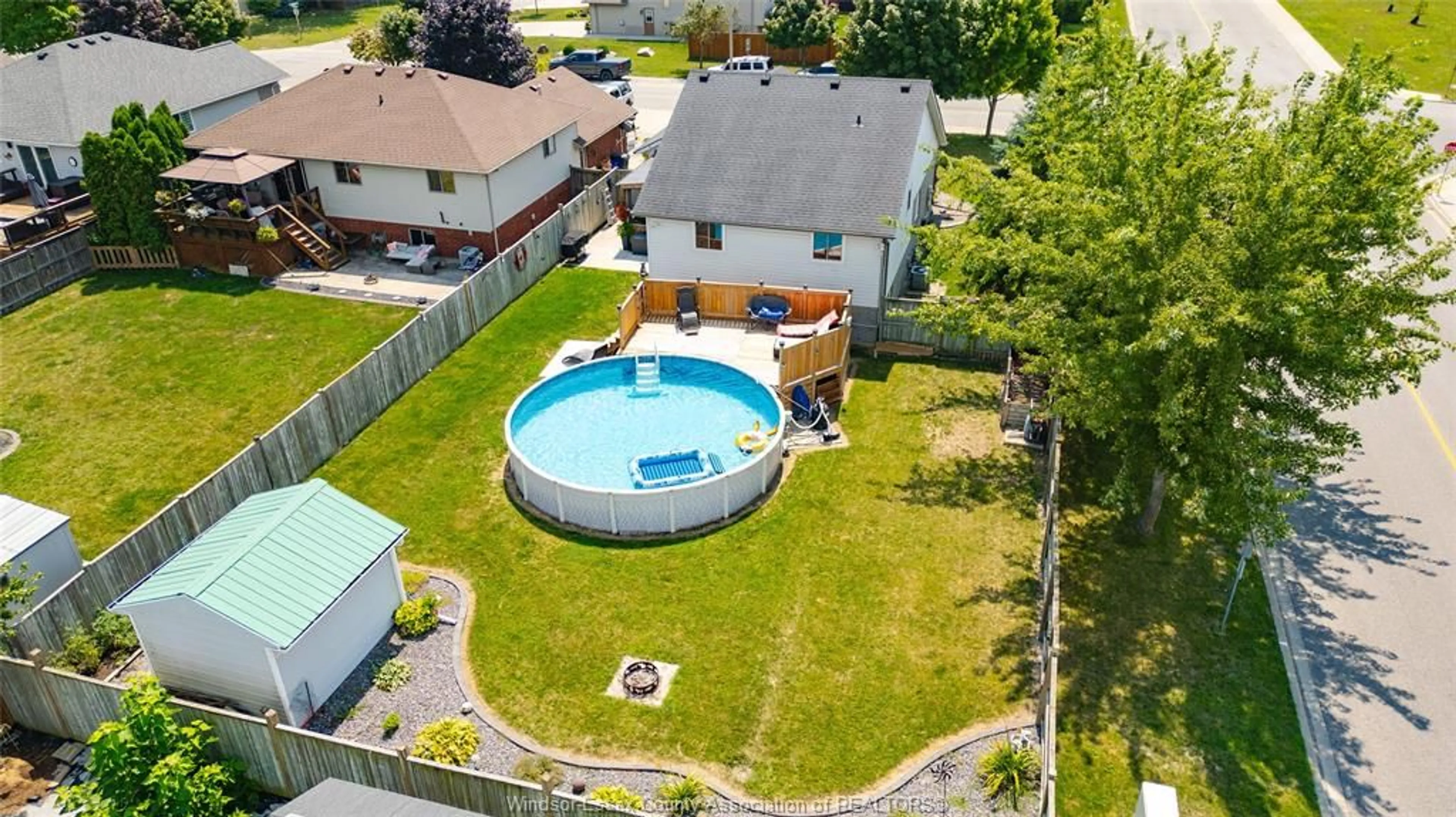 Pool for 280 McLellan, Amherstburg Ontario N9V 4C5