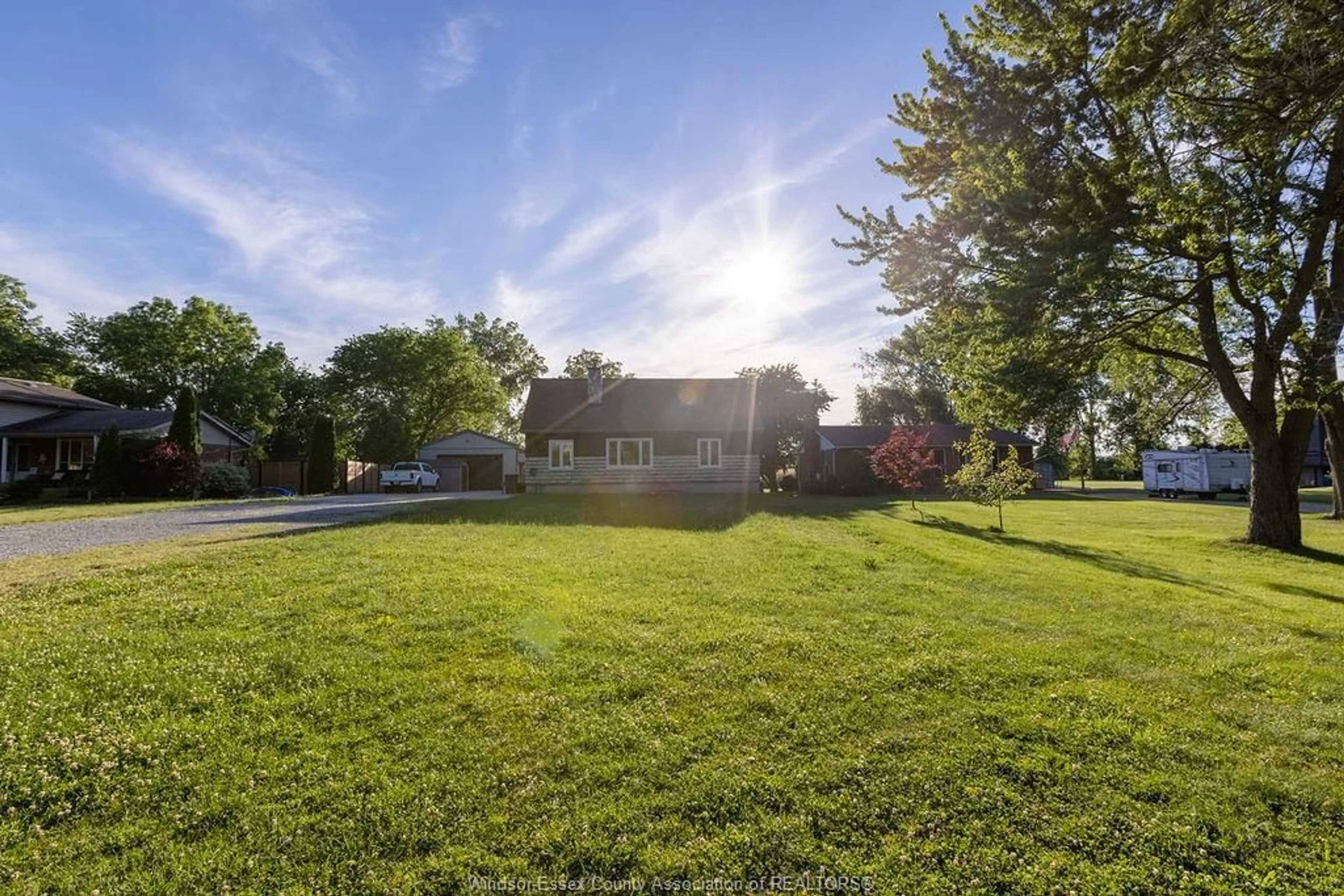 A pic from outside/outdoor area/front of a property/back of a property/a pic from drone, unknown for 2040 FRONT Rd, Amherstburg Ontario N9V 3R3