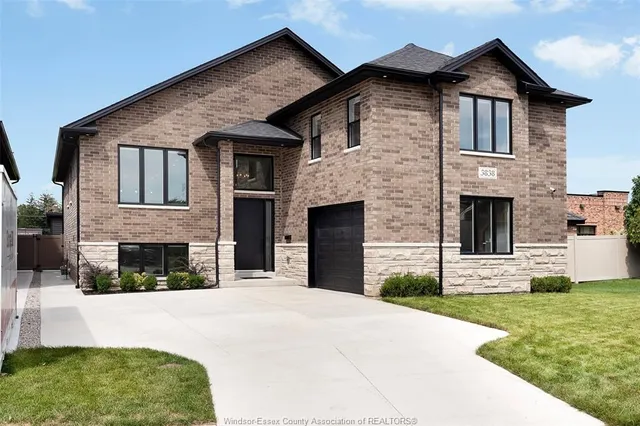 3838 RONALD AVE, Windsor 2