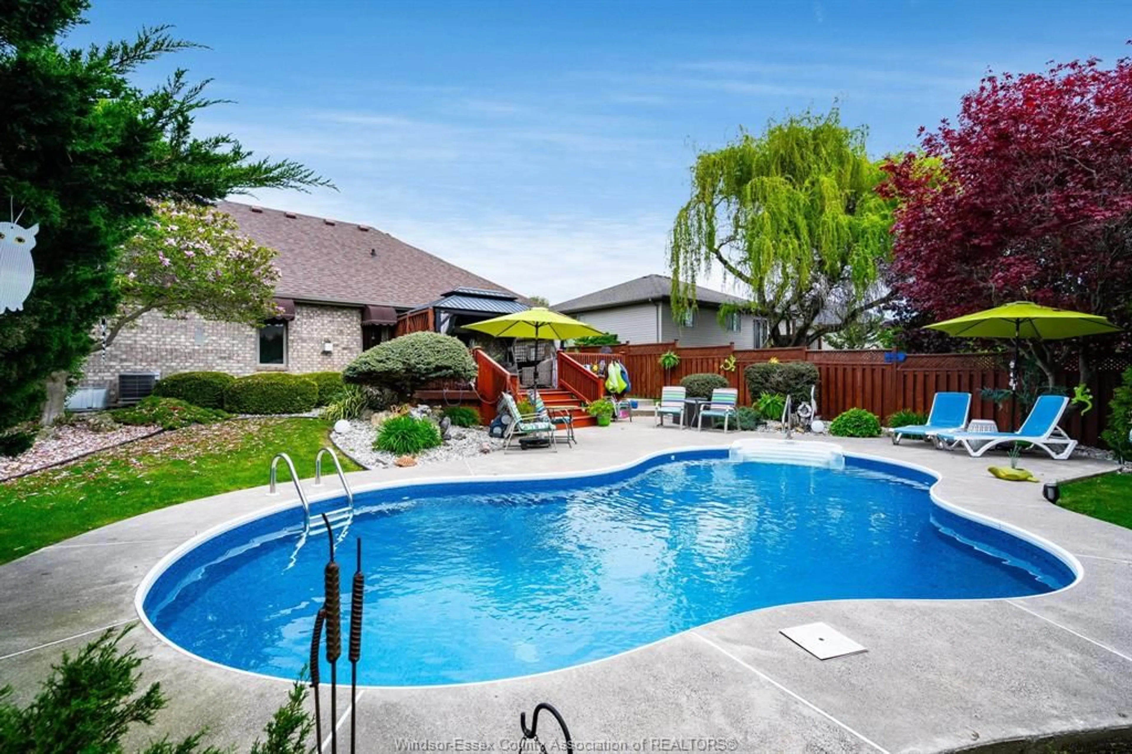 Pool for 21 Conservation Blvd, Kingsville Ontario N9Y 4E4