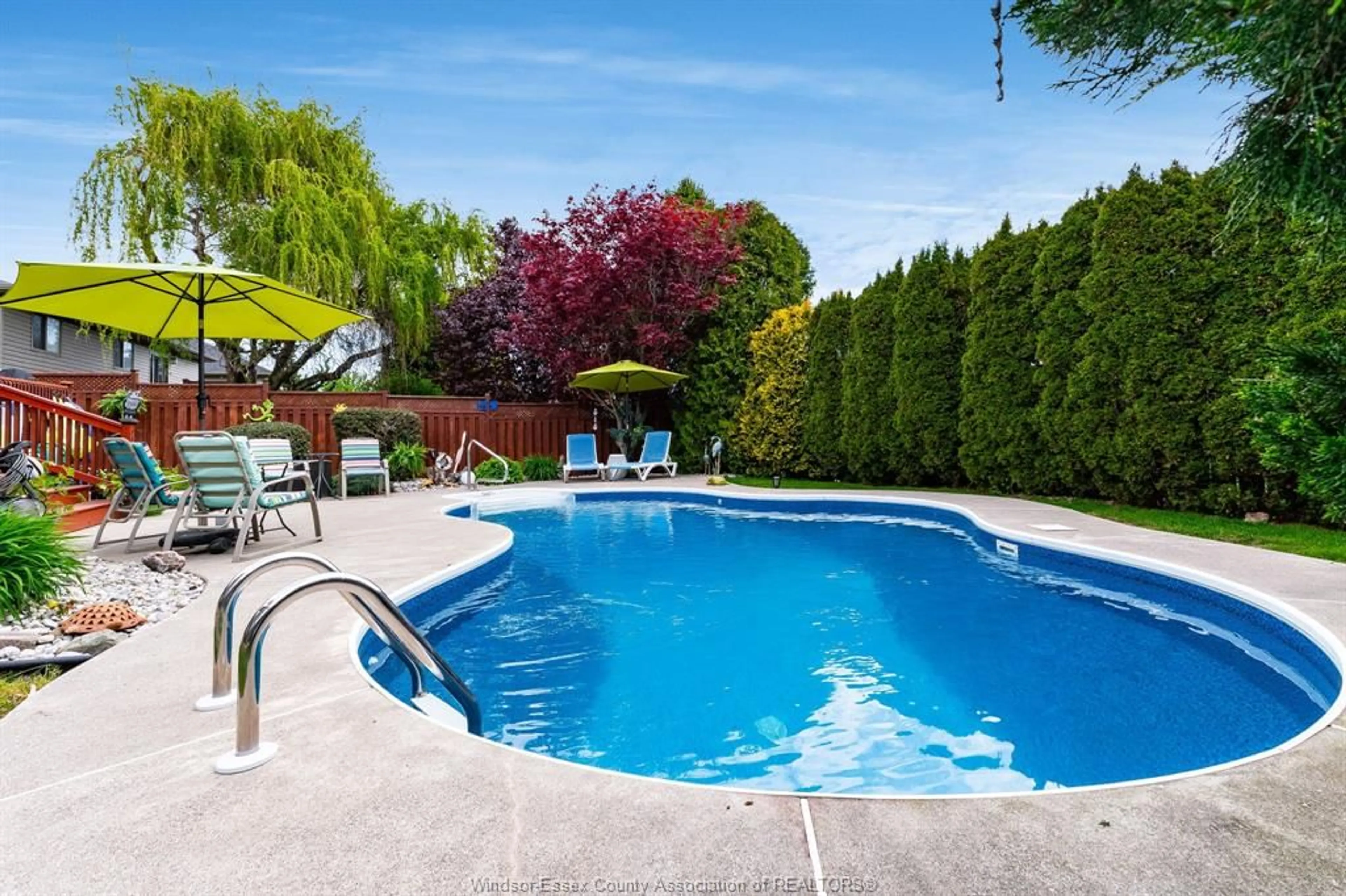 Pool for 21 Conservation Blvd, Kingsville Ontario N9Y 4E4
