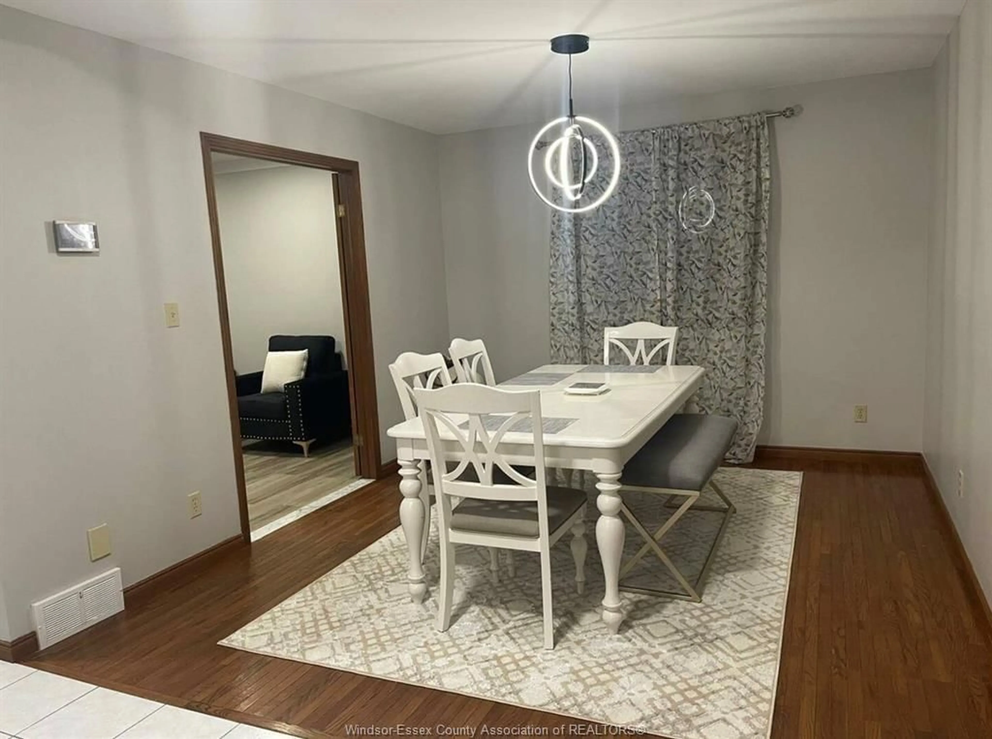 Dining room, wood/laminate floor for 1237 KENWICK Way, LaSalle Ontario N9H 2G6
