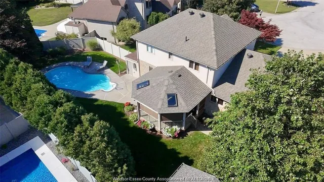 128 Pheasant Run Dr, Lakeshore 4