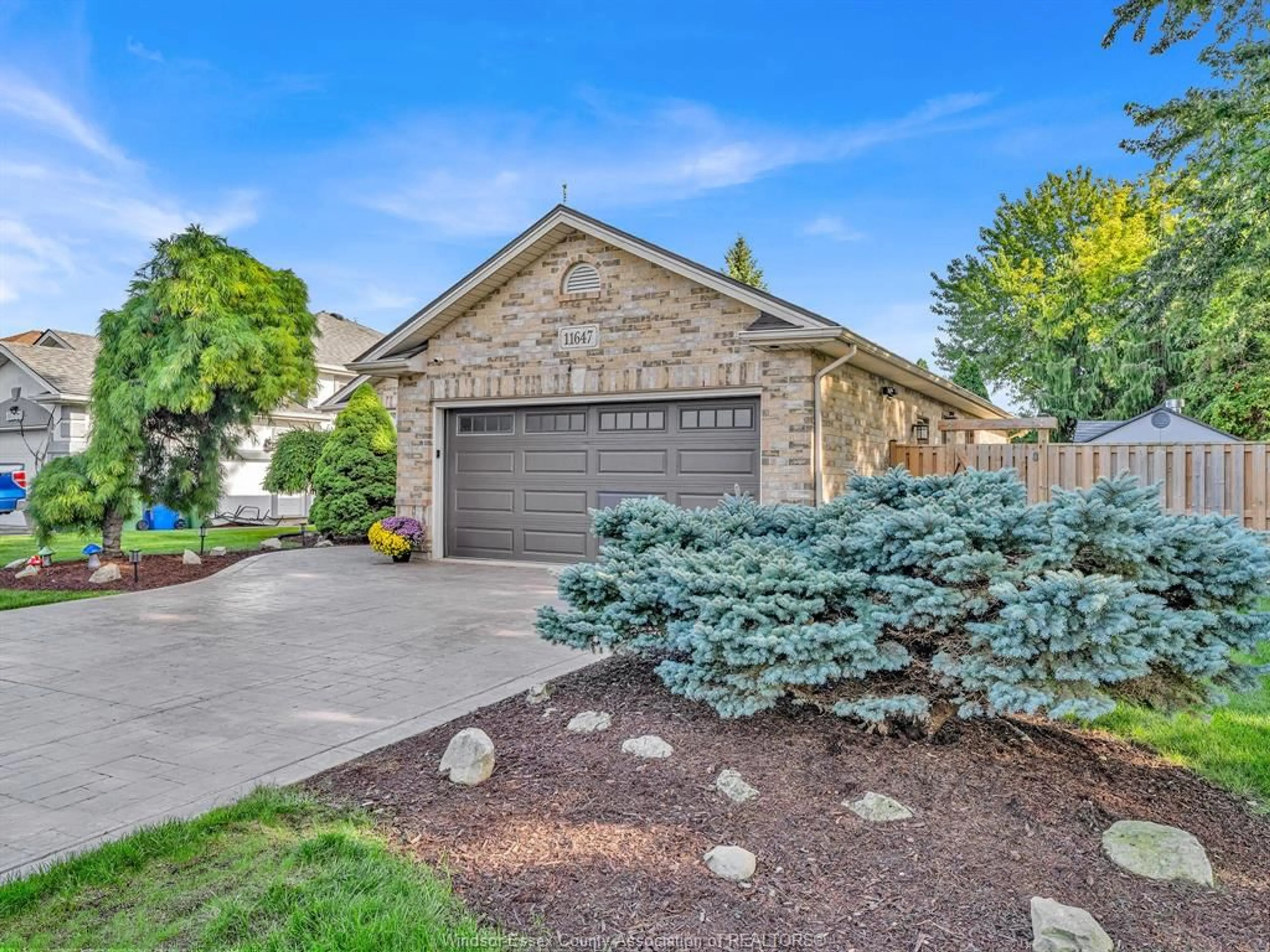 Home with brick exterior material, street for 11647 DILLON, Windsor Ontario N8P 1L3