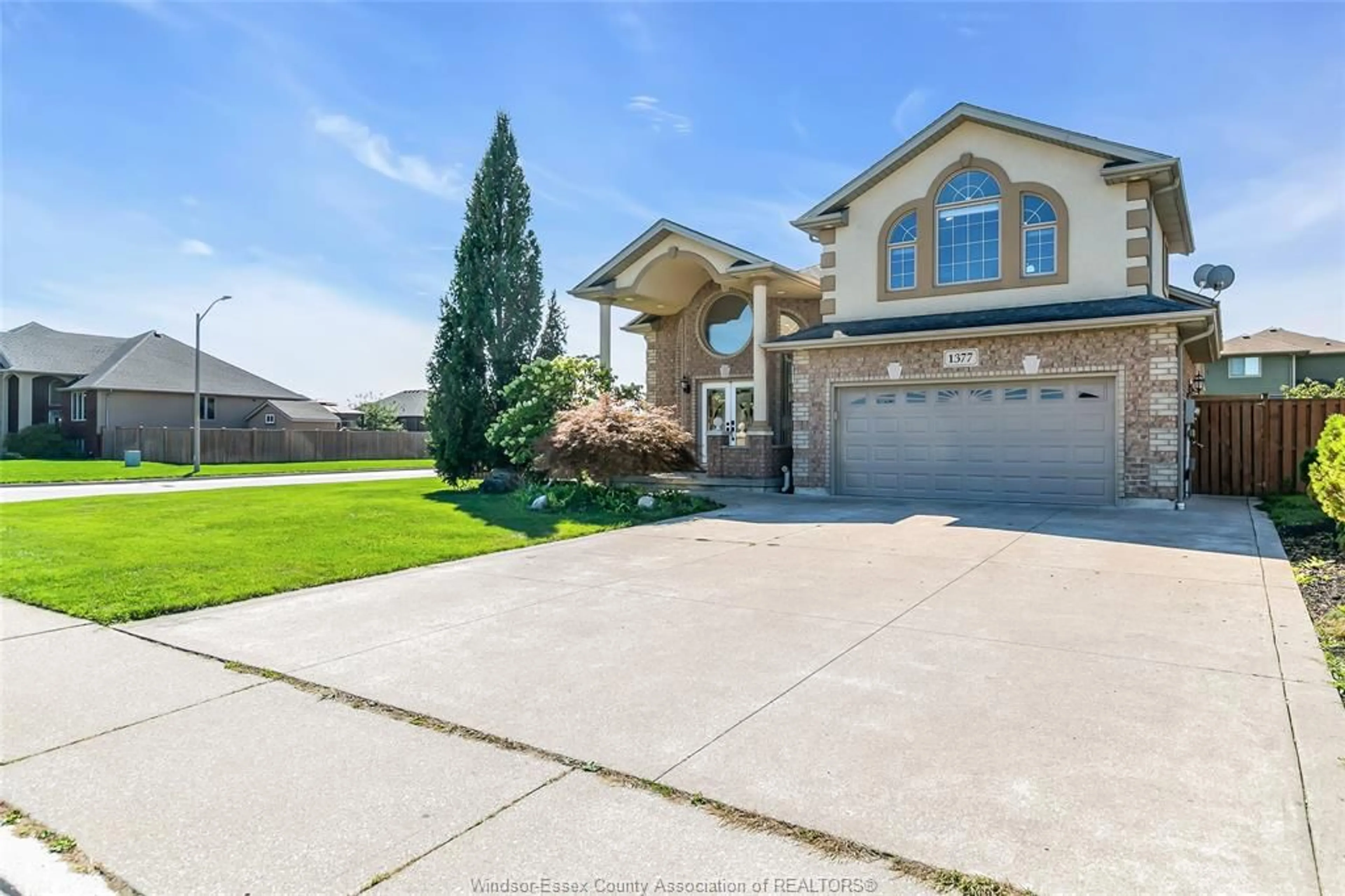 Unknown for 1377 GIRARD Dr, Lakeshore Ontario N0R 1A0