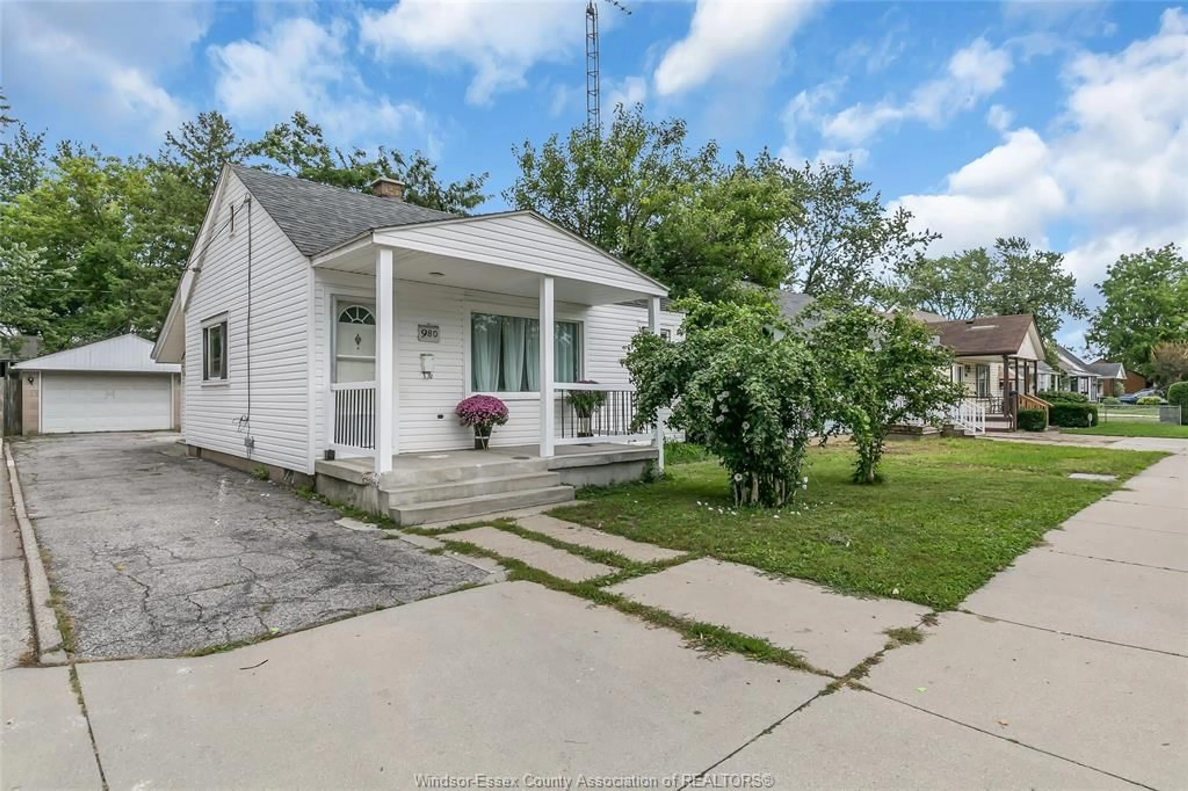 Unknown for 980 PARTINGTON Ave, Windsor Ontario N9B 2P2