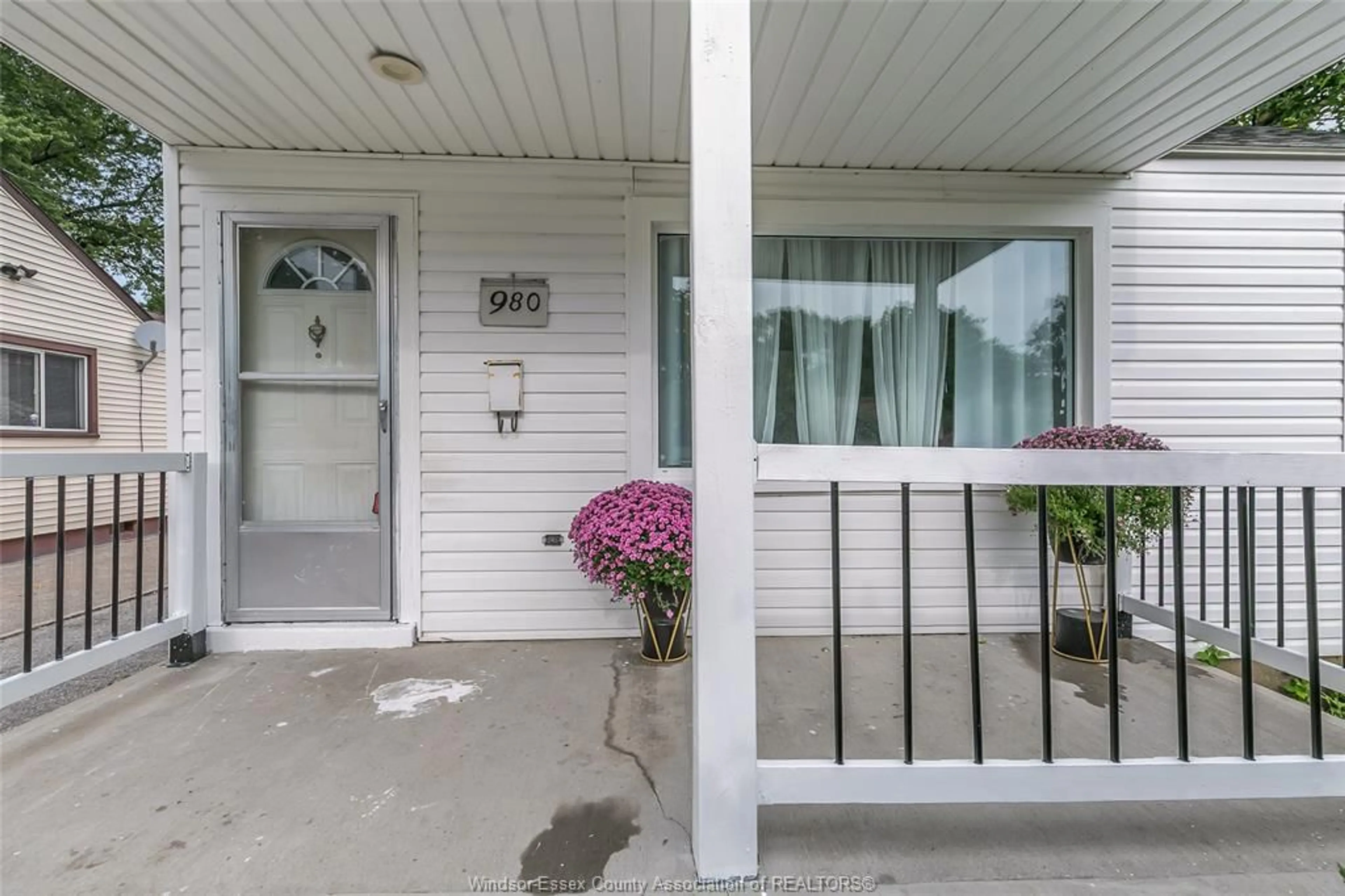 Unknown for 980 PARTINGTON Ave, Windsor Ontario N9B 2P2