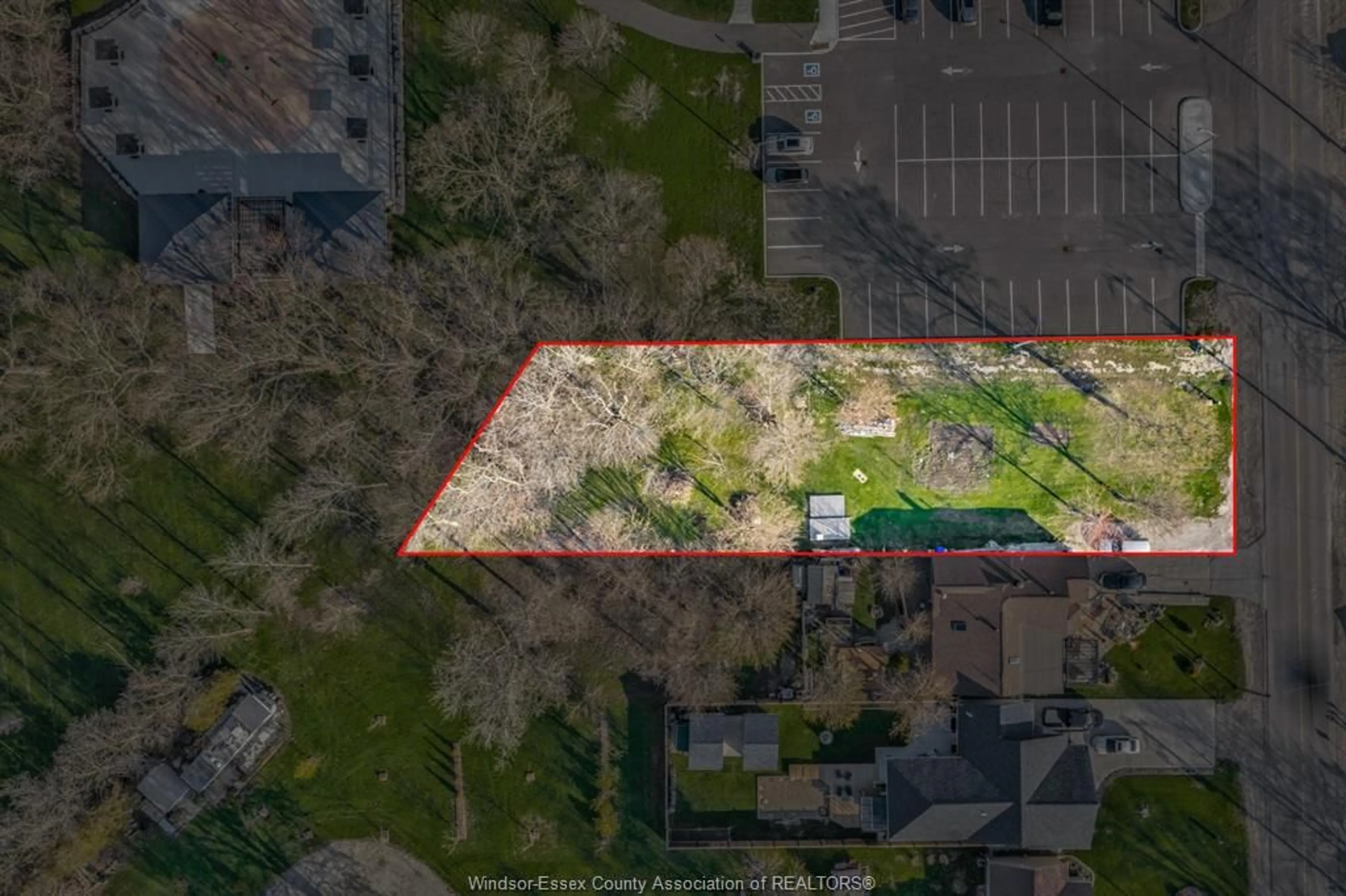 A pic from outside/outdoor area/front of a property/back of a property/a pic from drone, street for V/L POINT PELEE Dr, Leamington Ontario N8H 3V4