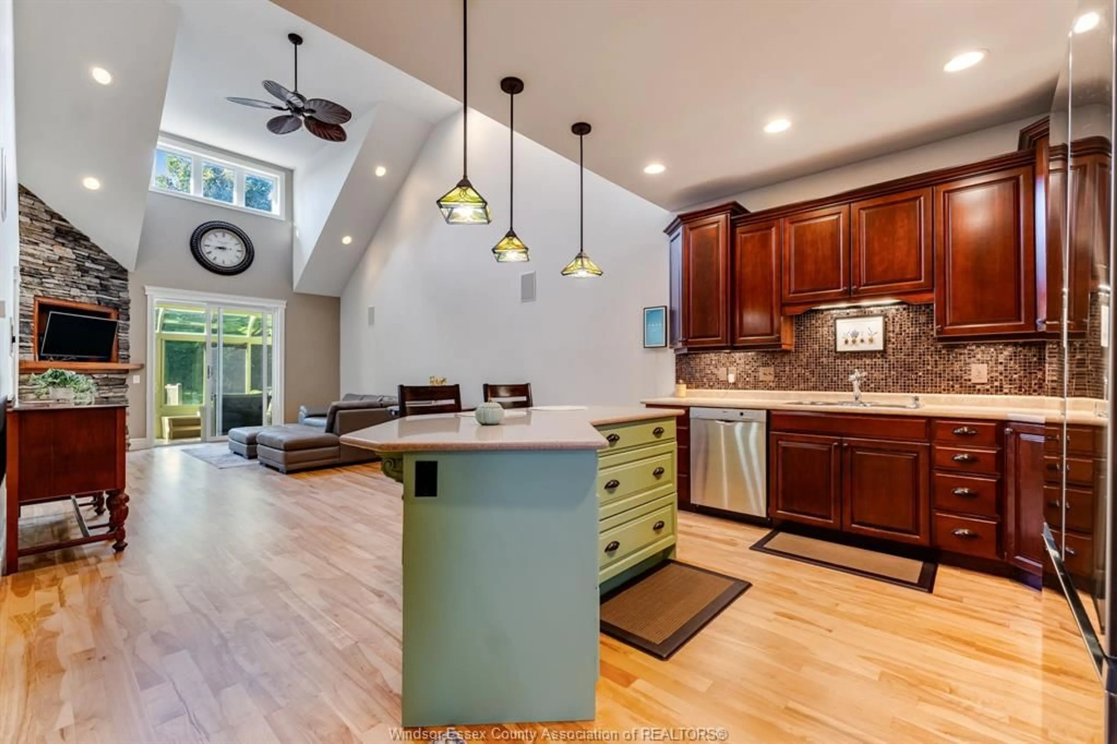 Open concept kitchen, unknown for 10 Babkirk Lane, Leamington Ontario N8H 0A1