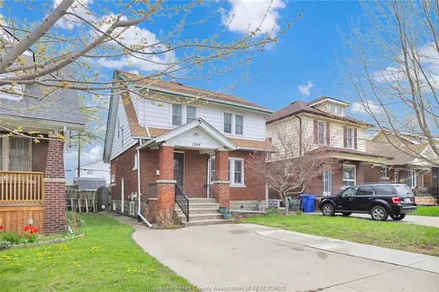 1244 MARENTETTE, Windsor 2