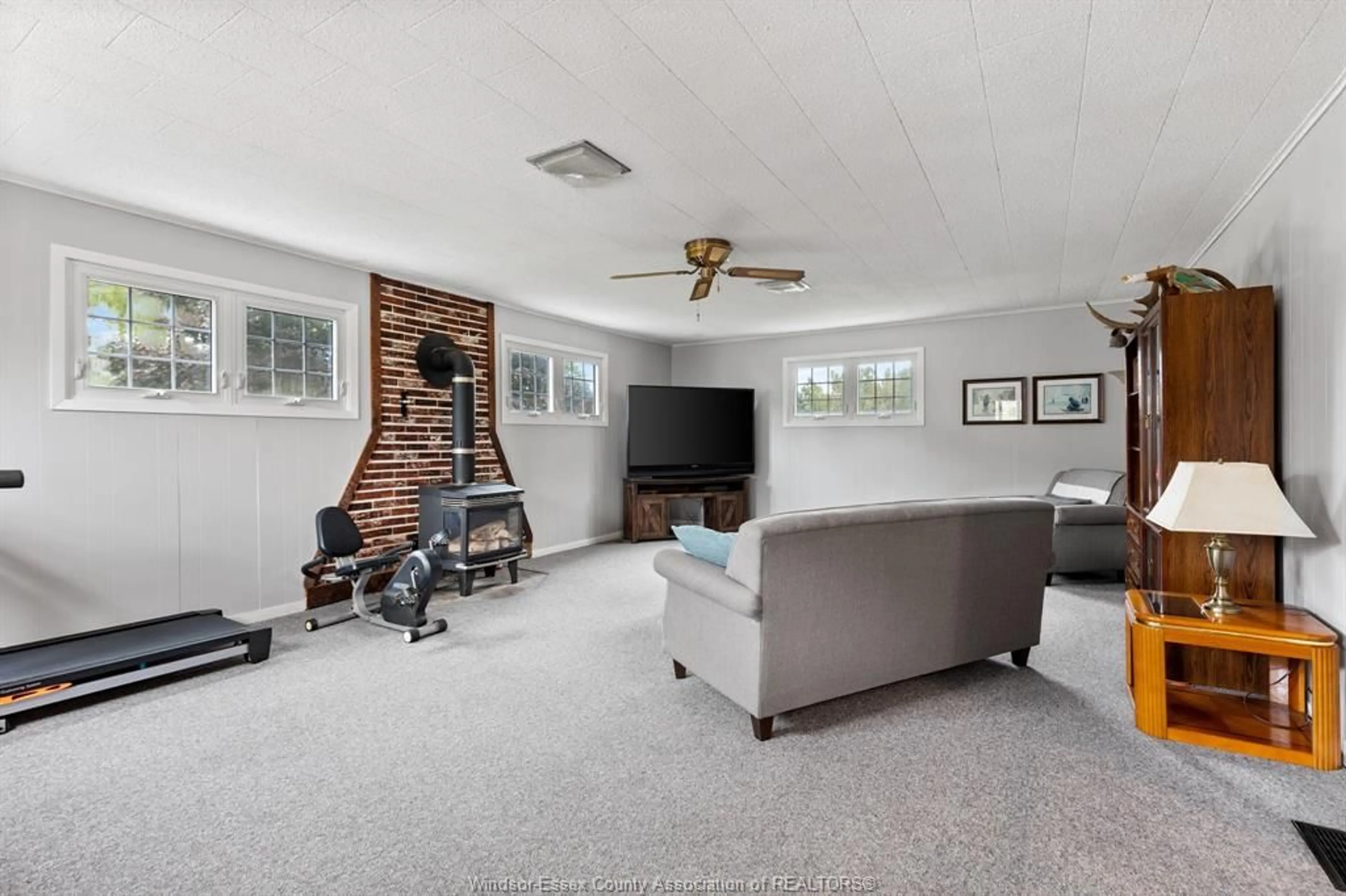 Living room with furniture, unknown for 2585 Bouffard Rd, LaSalle Ontario N9H 1V9