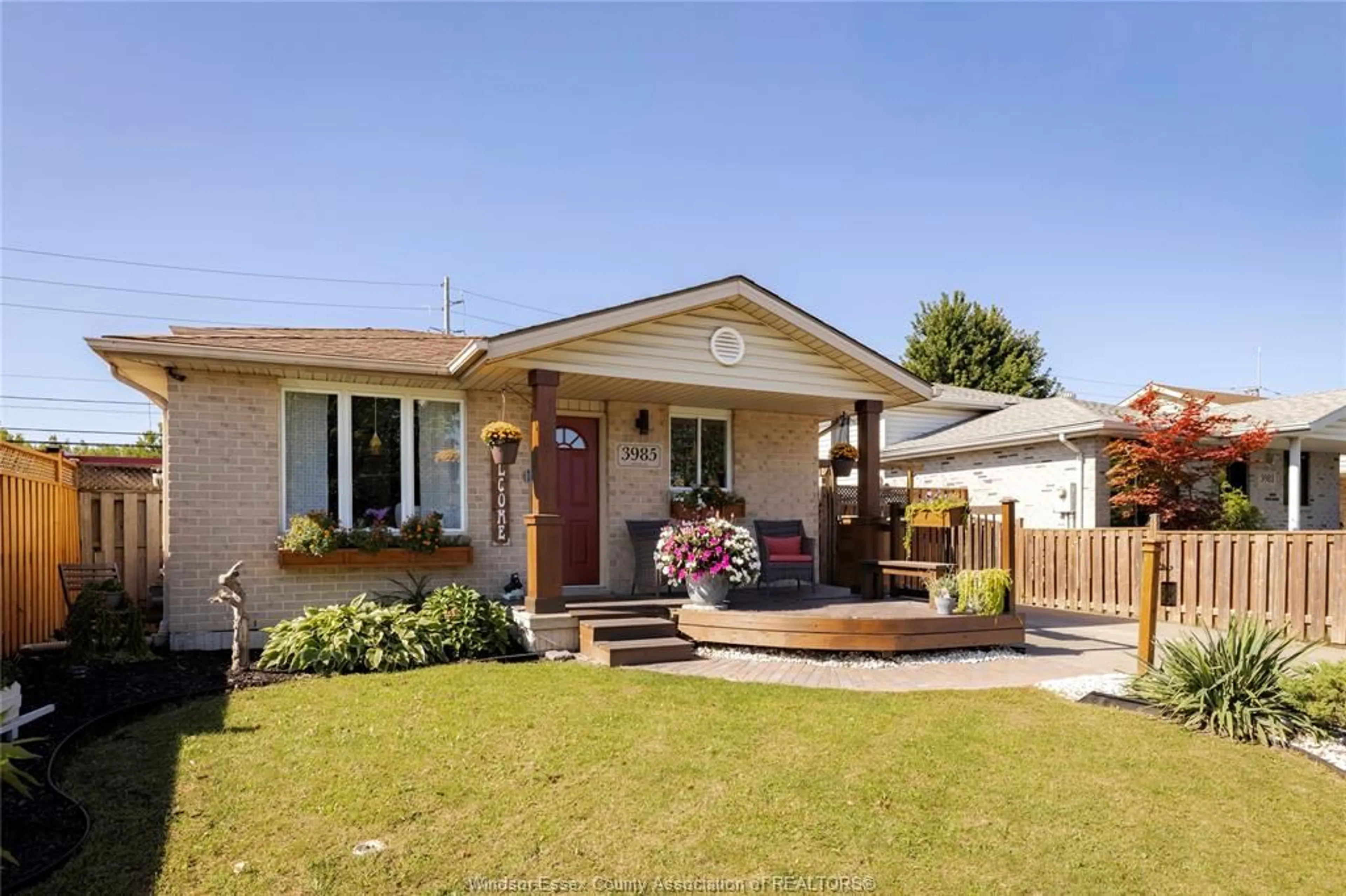 Unknown for 3985 ACORN Cres, Windsor Ontario N8W 5R2