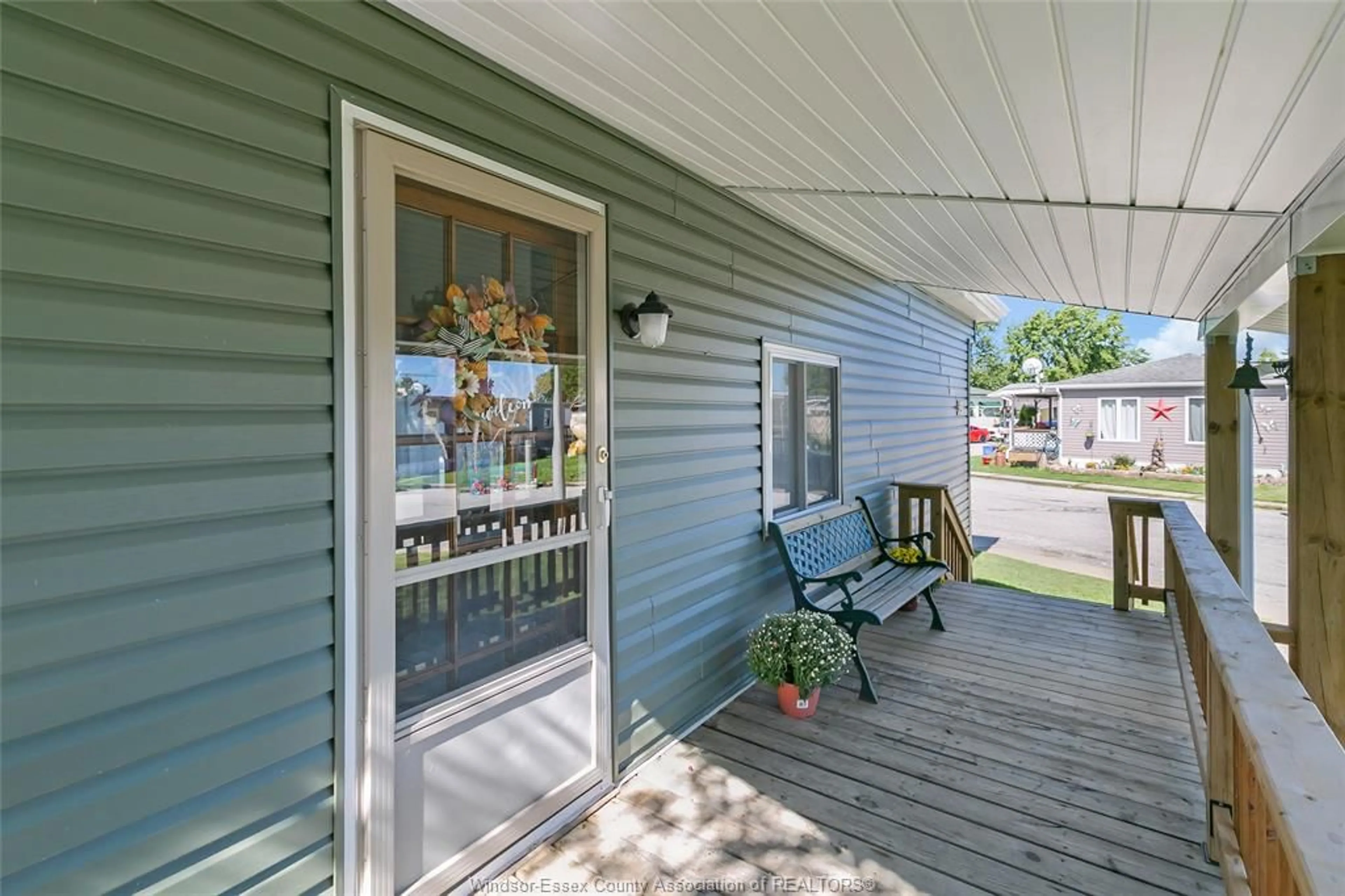 Patio, water/lake/river/ocean view for 39 WILDER, Lakeshore Ontario N8N 2T1