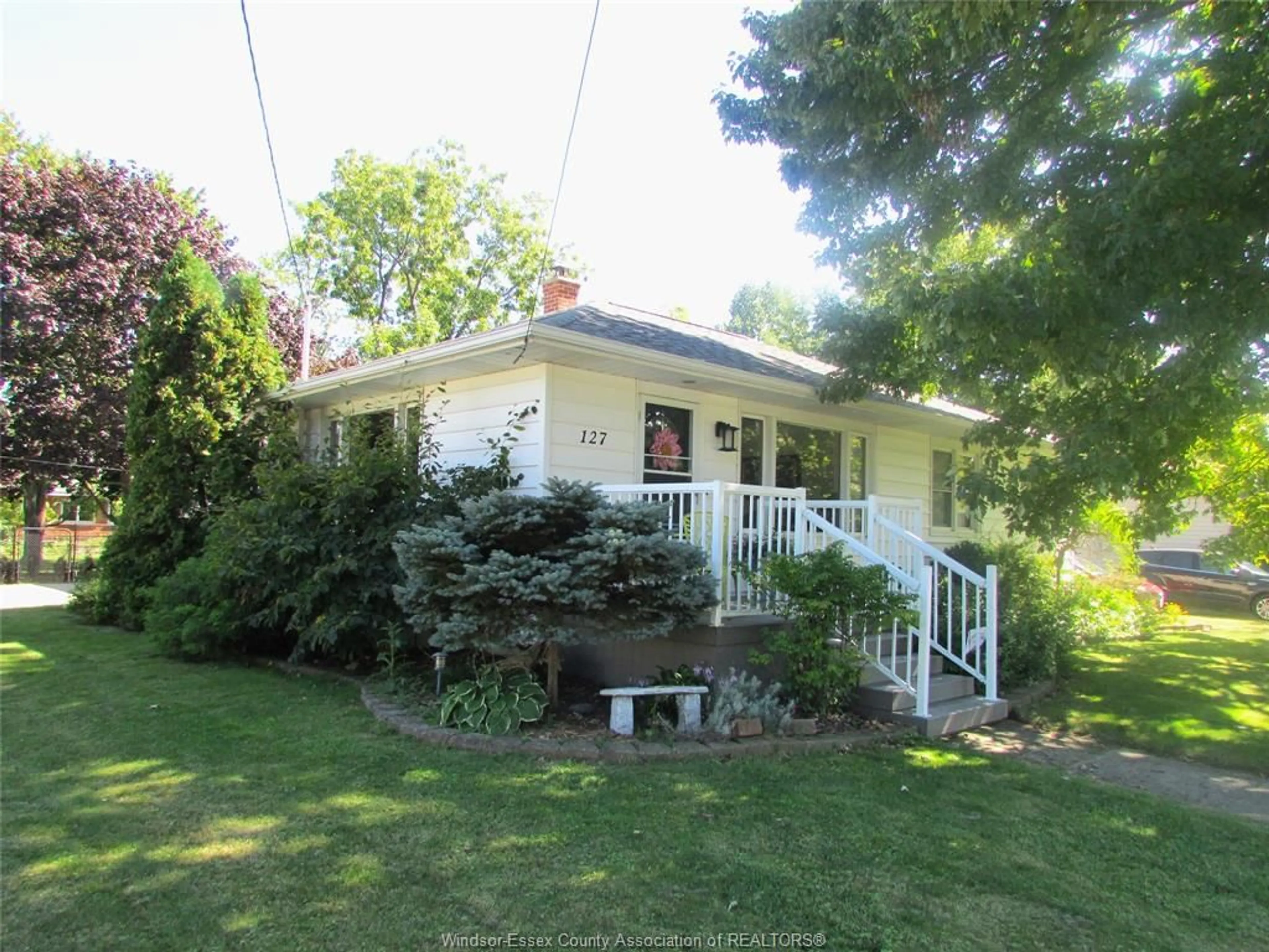 A pic from outside/outdoor area/front of a property/back of a property/a pic from drone, unknown for 127 Baird Ave, Wheatley Ontario N0P 2P0