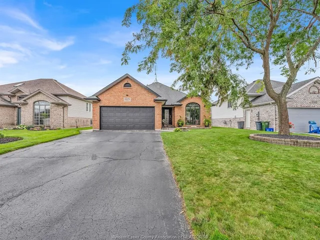2575 WILDBERRY, Tecumseh 3