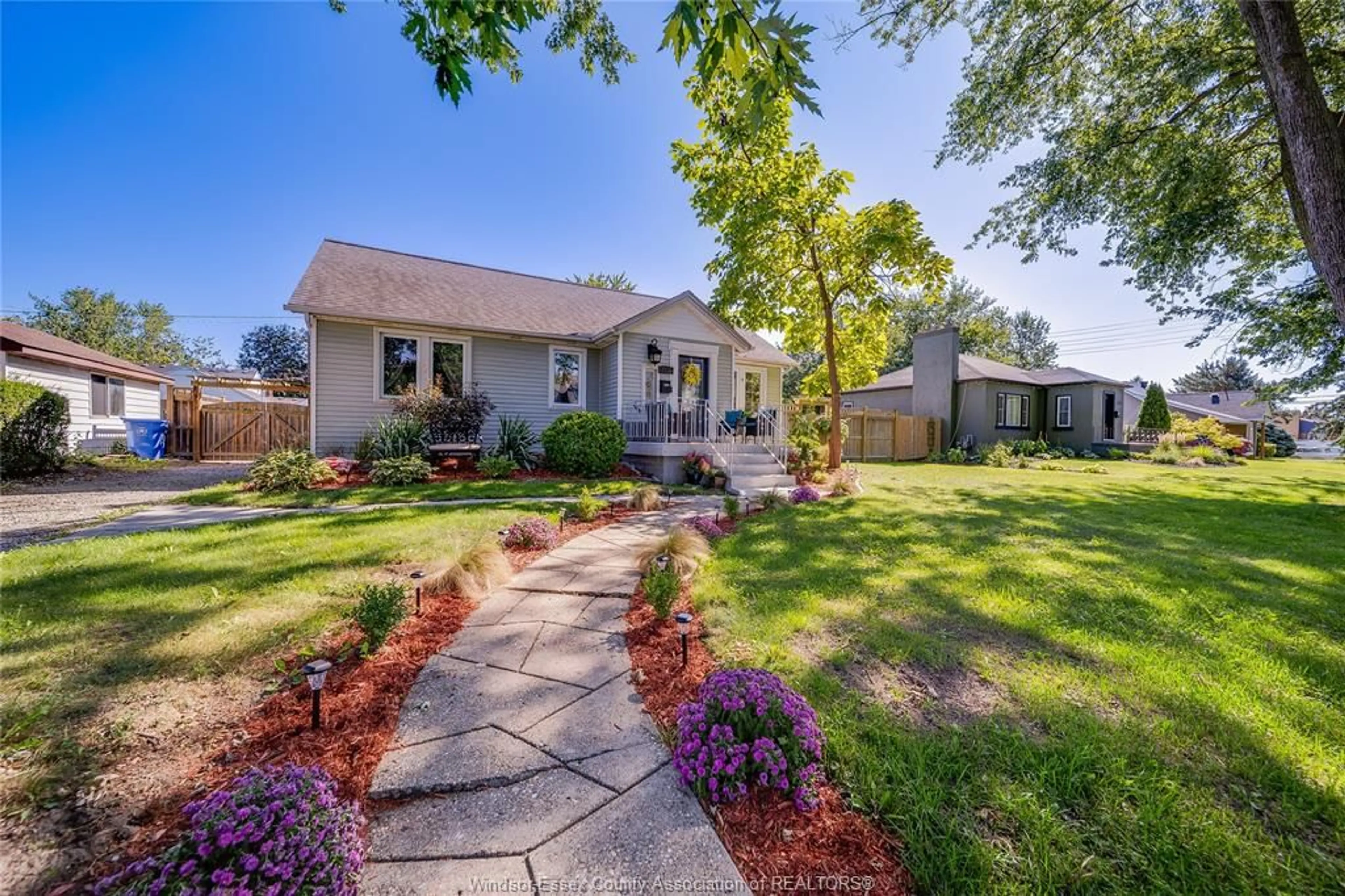 Home with brick exterior material, street for 2484 WESTMINSTER Blvd, Windsor Ontario N8T 1Y1