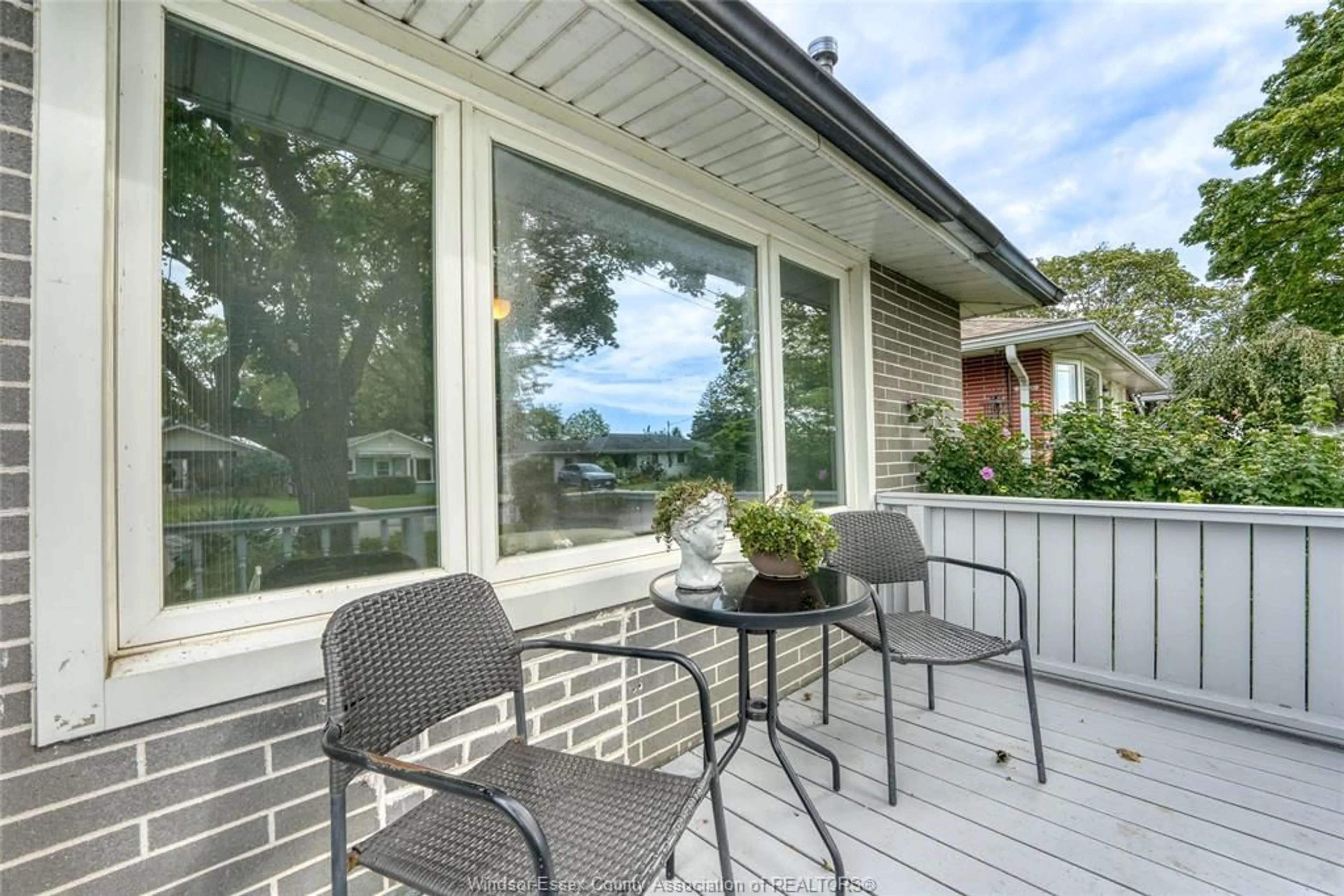 Patio, mountain view for 3850 REGINALD, Windsor Ontario N8Y 2B1