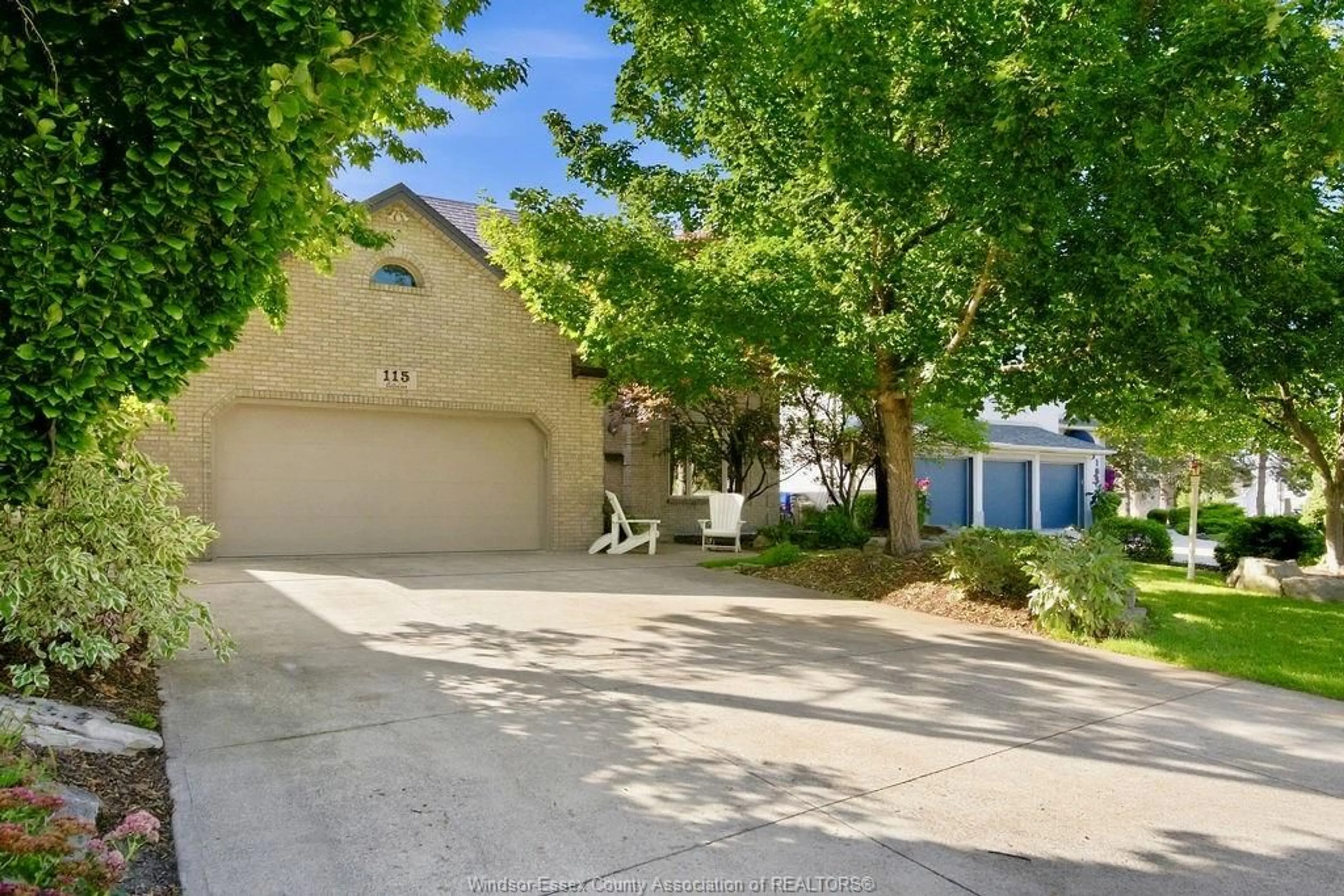 A pic from outside/outdoor area/front of a property/back of a property/a pic from drone, street for 115 CATALINA COVE, Tecumseh Ontario N8P 1H5