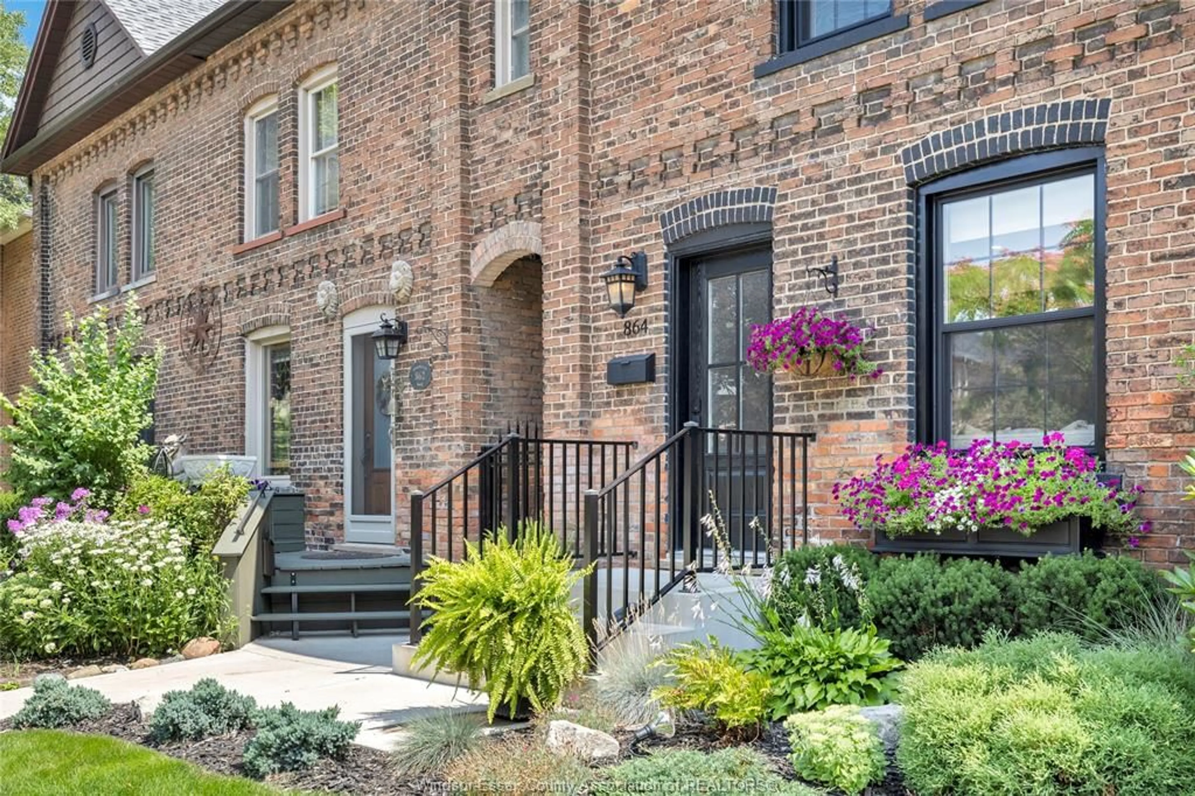 Home with brick exterior material, street for 864 Monmouth, Windsor Ontario N8Y 3L4