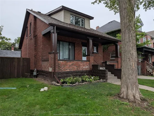 1108 DOUGALL Ave, Windsor 2