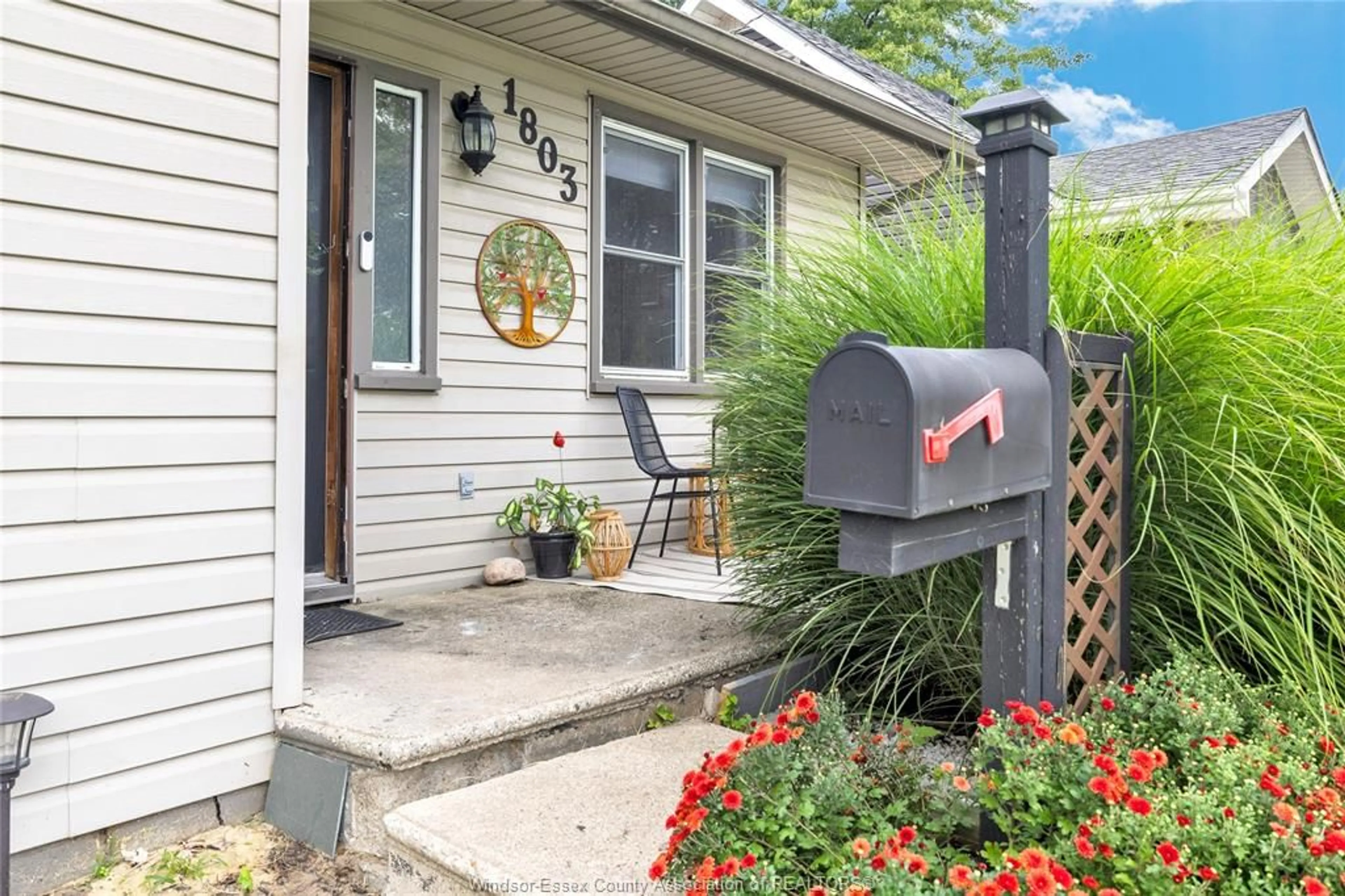 Unknown for 1803 FERNDALE Rd, Windsor Ontario N8T 2K7